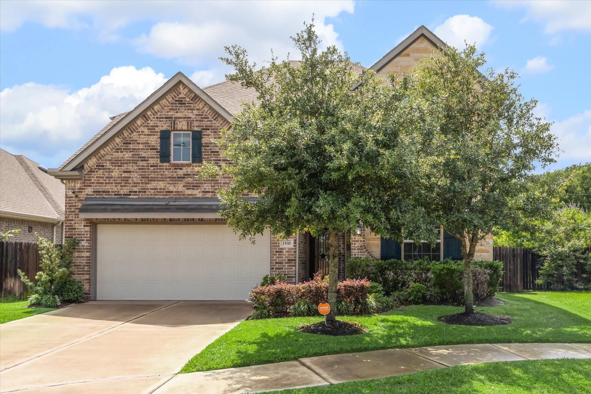 1535 Giles Drive — photo