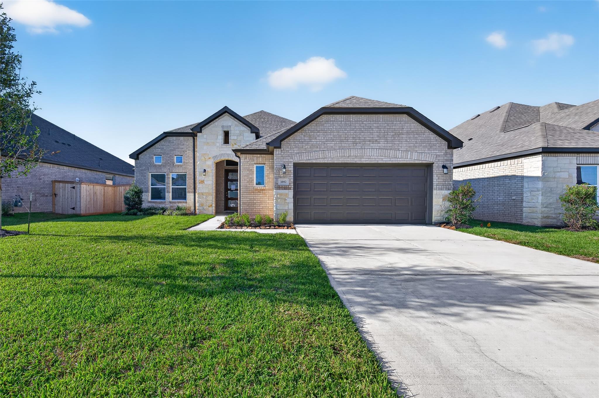 1052 Apple Ridge Road — photo