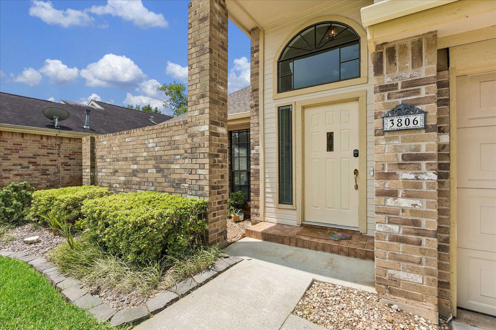 3806 Crystal Falls Drive — photo