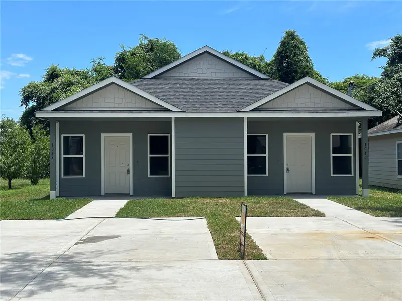 104 Turner Drive — photo