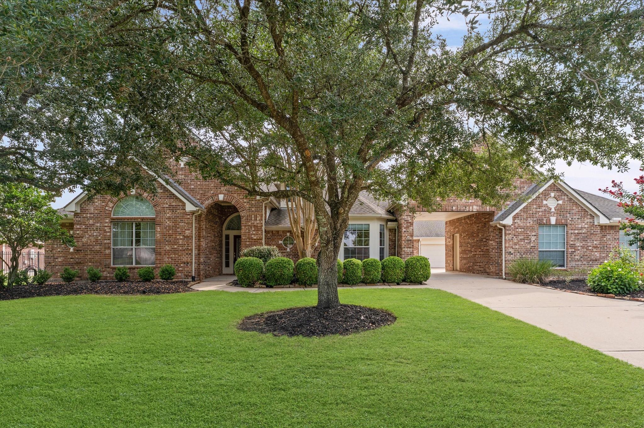 17202 Ledgefield — photo