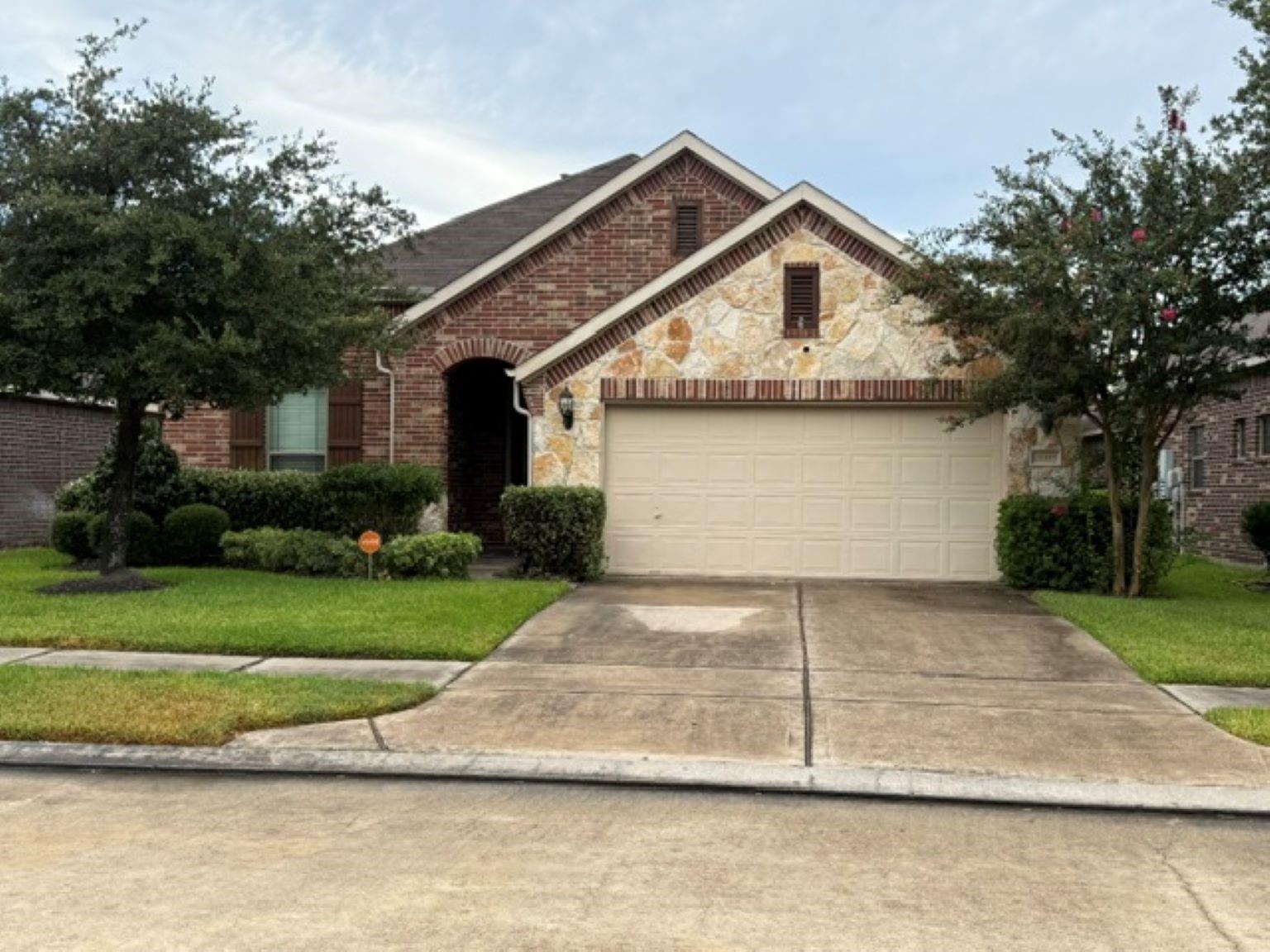 21353 Kings Guild Lane — photo