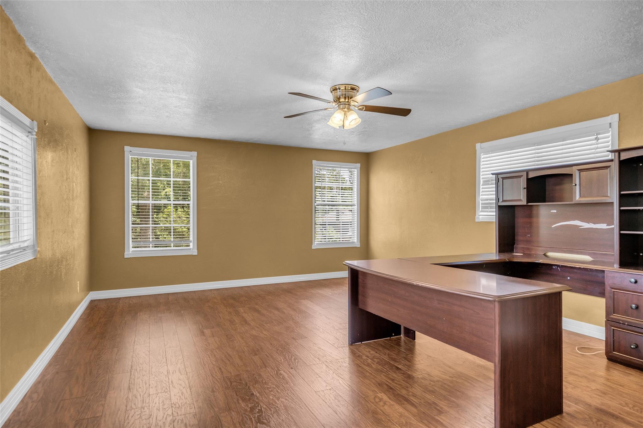 15301 Arrowhead Loop W, Willis, TX 77378 — photo 2