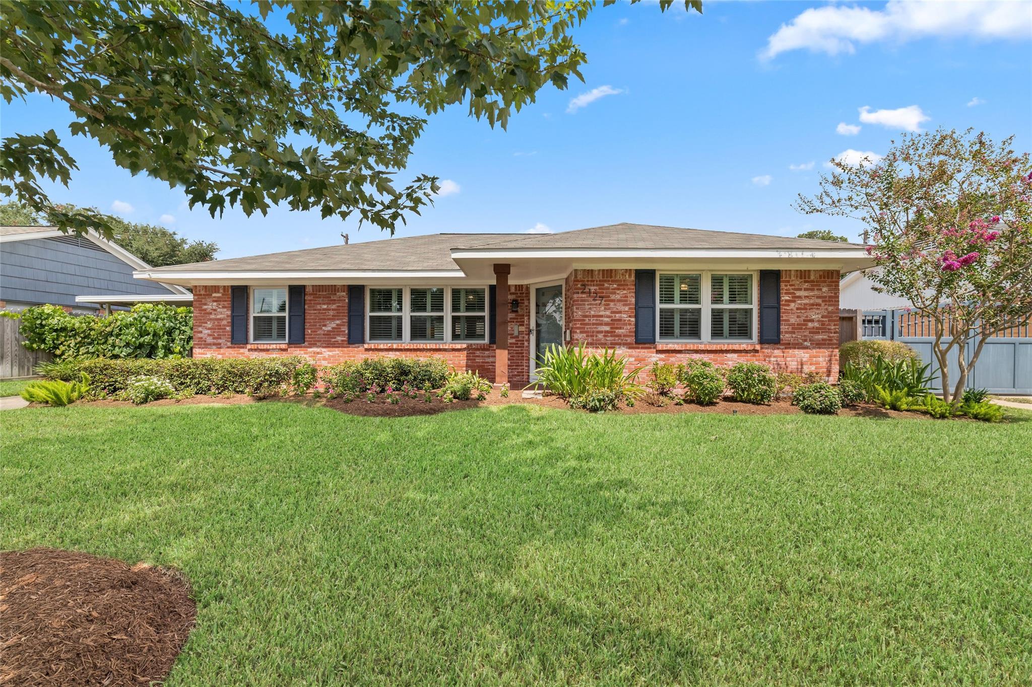 2127 Lazybrook Drive — photo