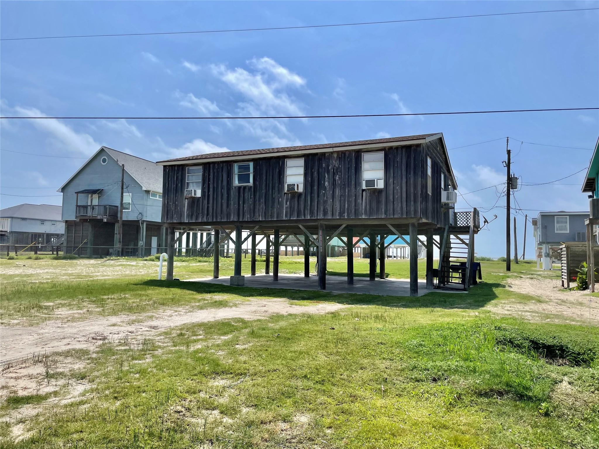 1111 Surf Drive — photo