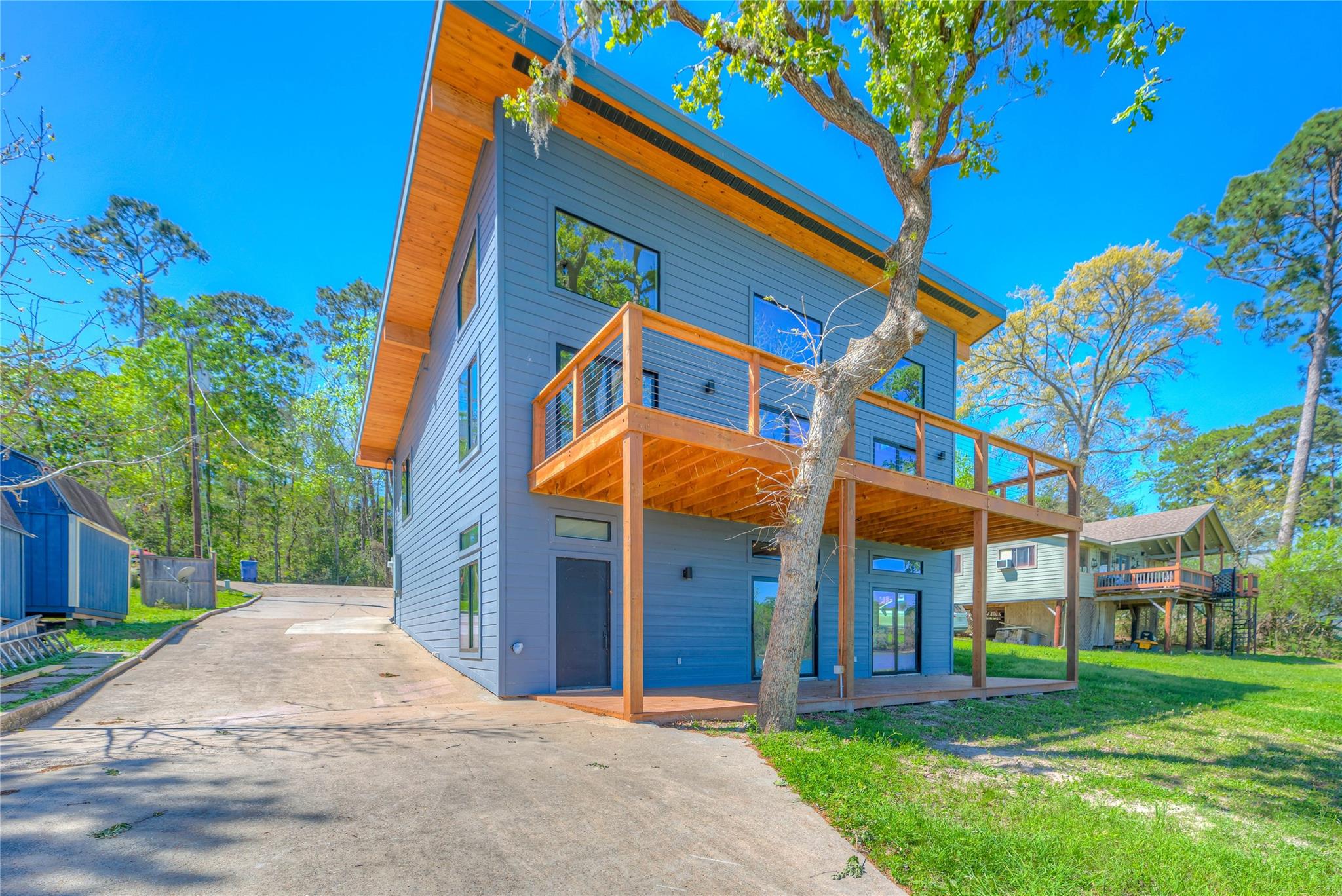 760 Northwood Drive — photo