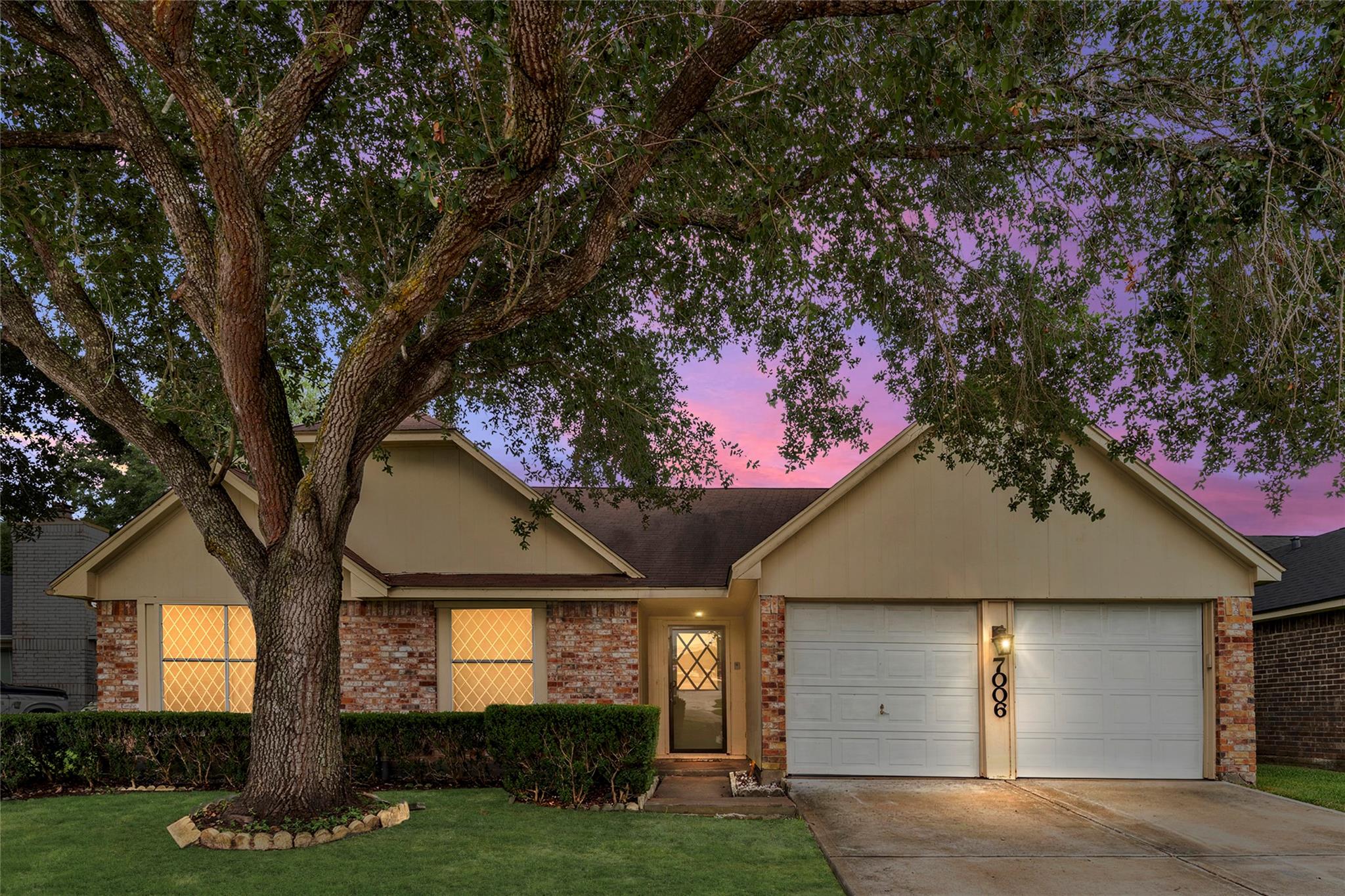 7006 Tara Blue Ridge Drive — photo