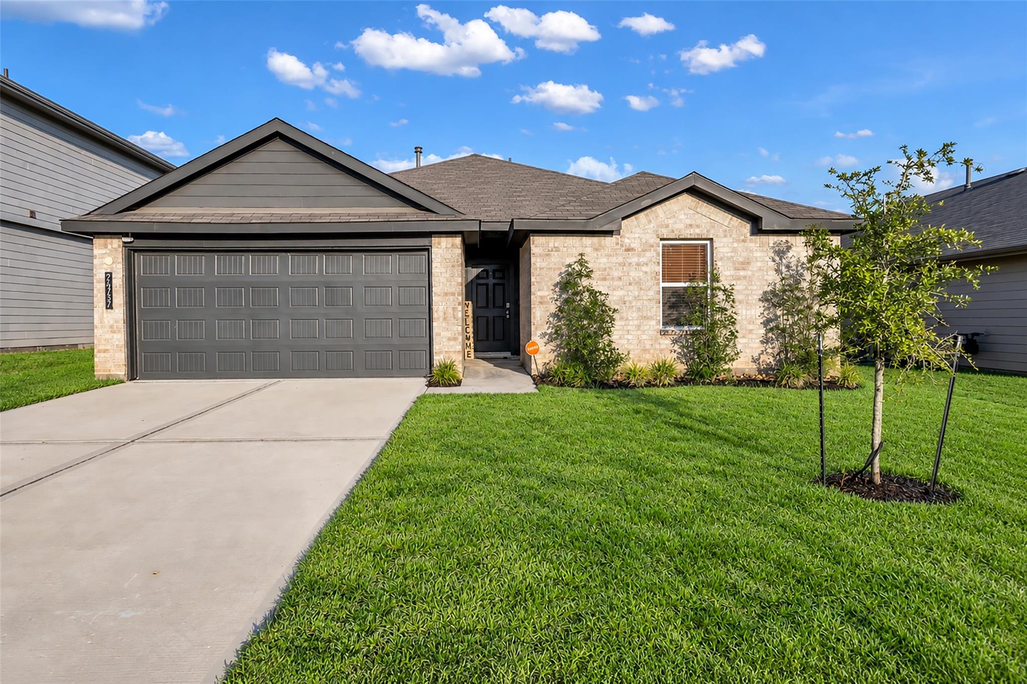 24737 Majestic Cone Lane — photo