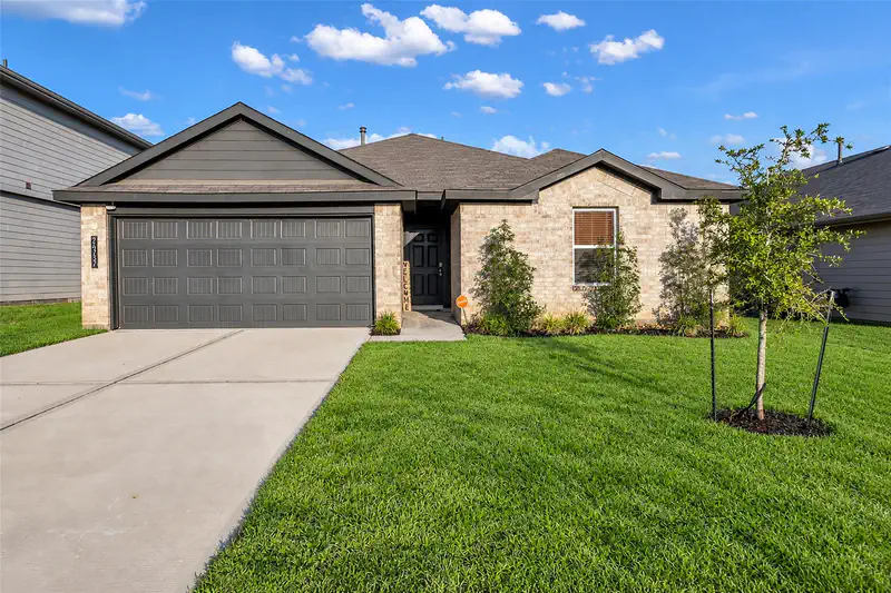 24737 Majestic Cone Lane — photo