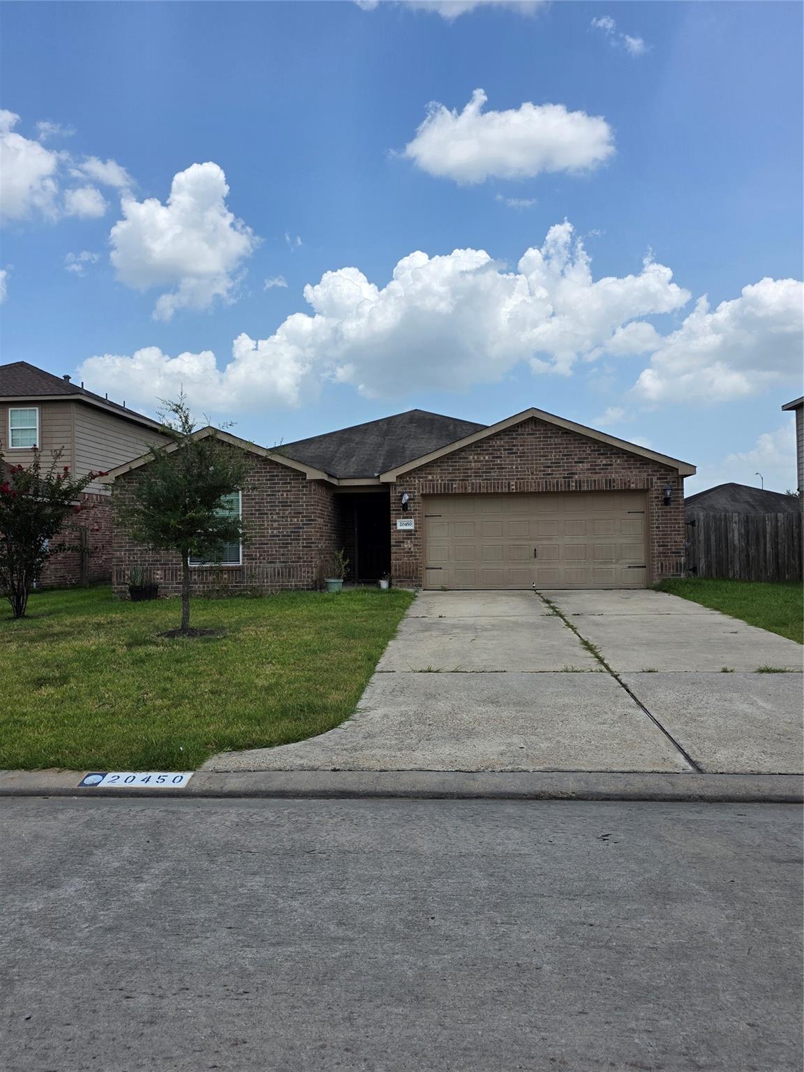 20450 Moon Walk Drive — photo