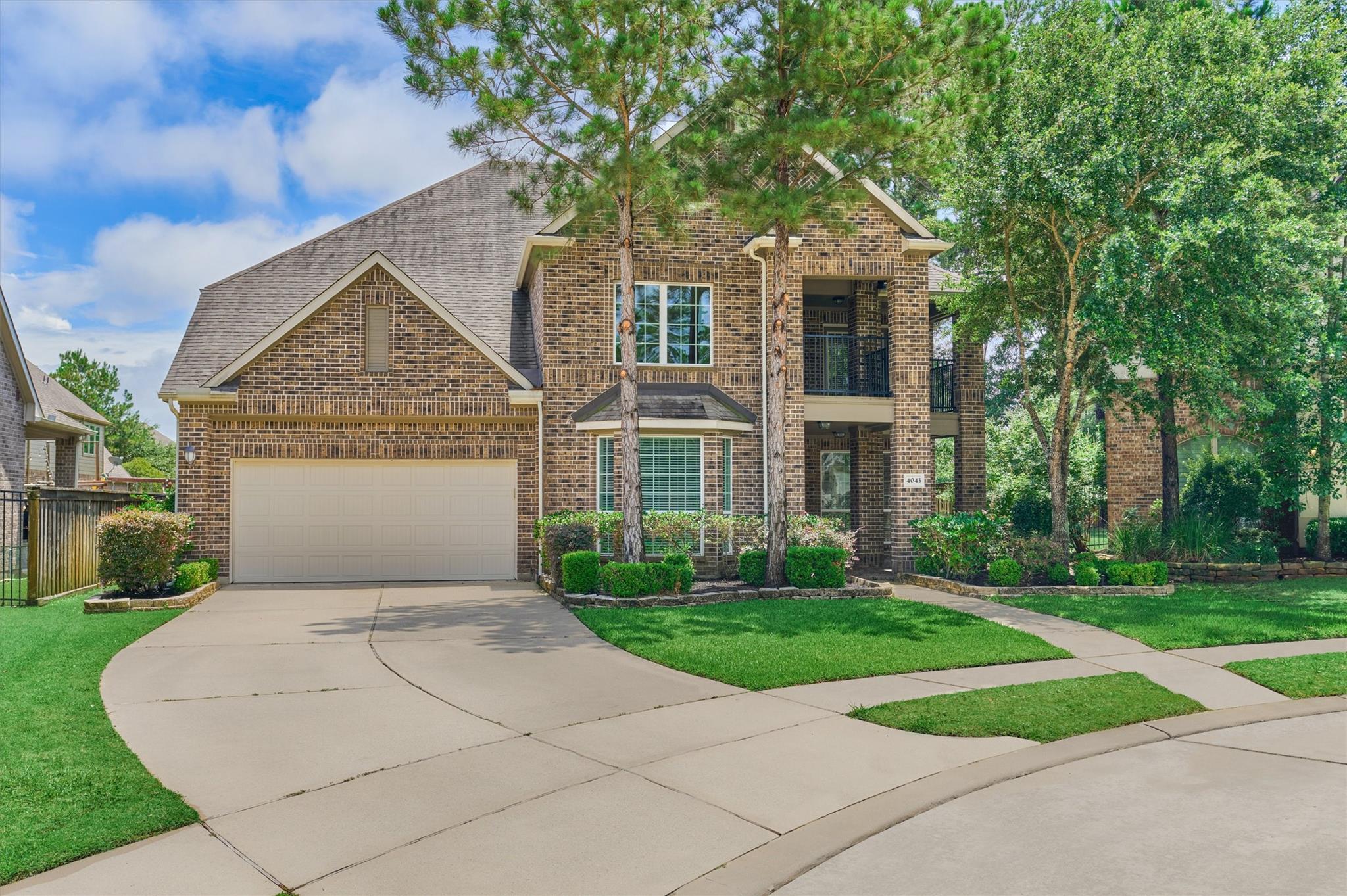 4043 Steep Woods Drive — photo