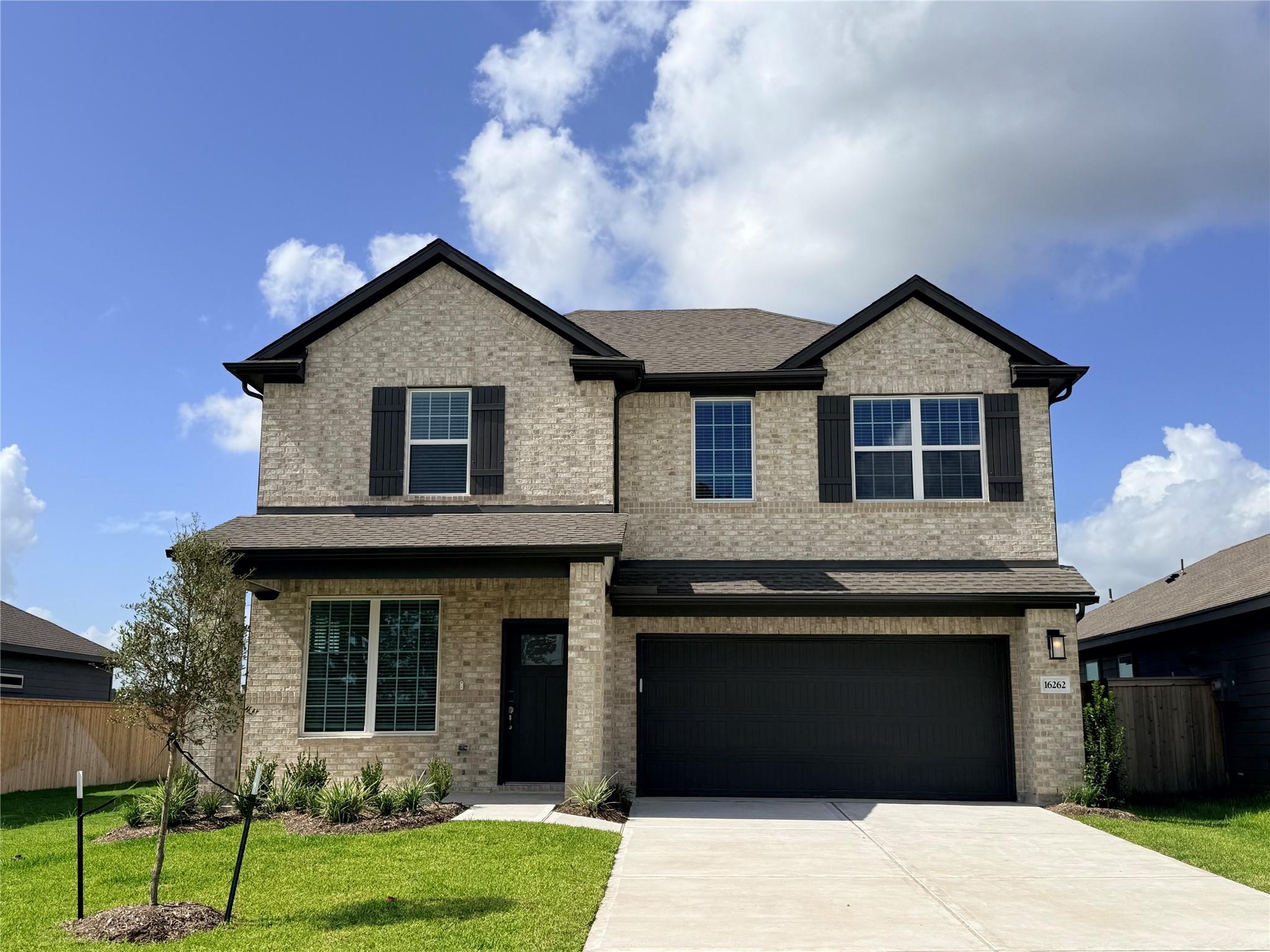 16262 Parish Pointe Court — photo