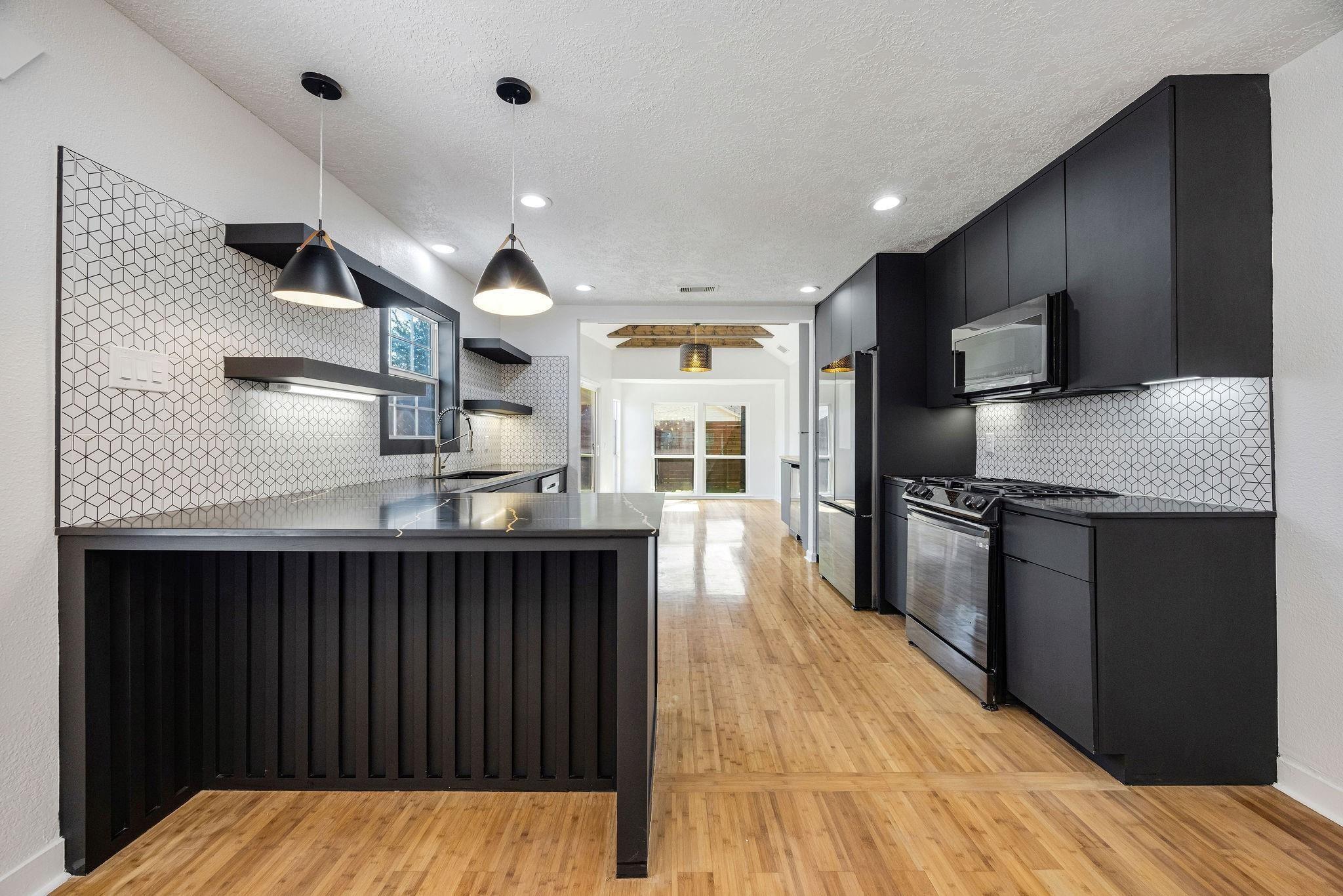 1310 Walton Street — photo