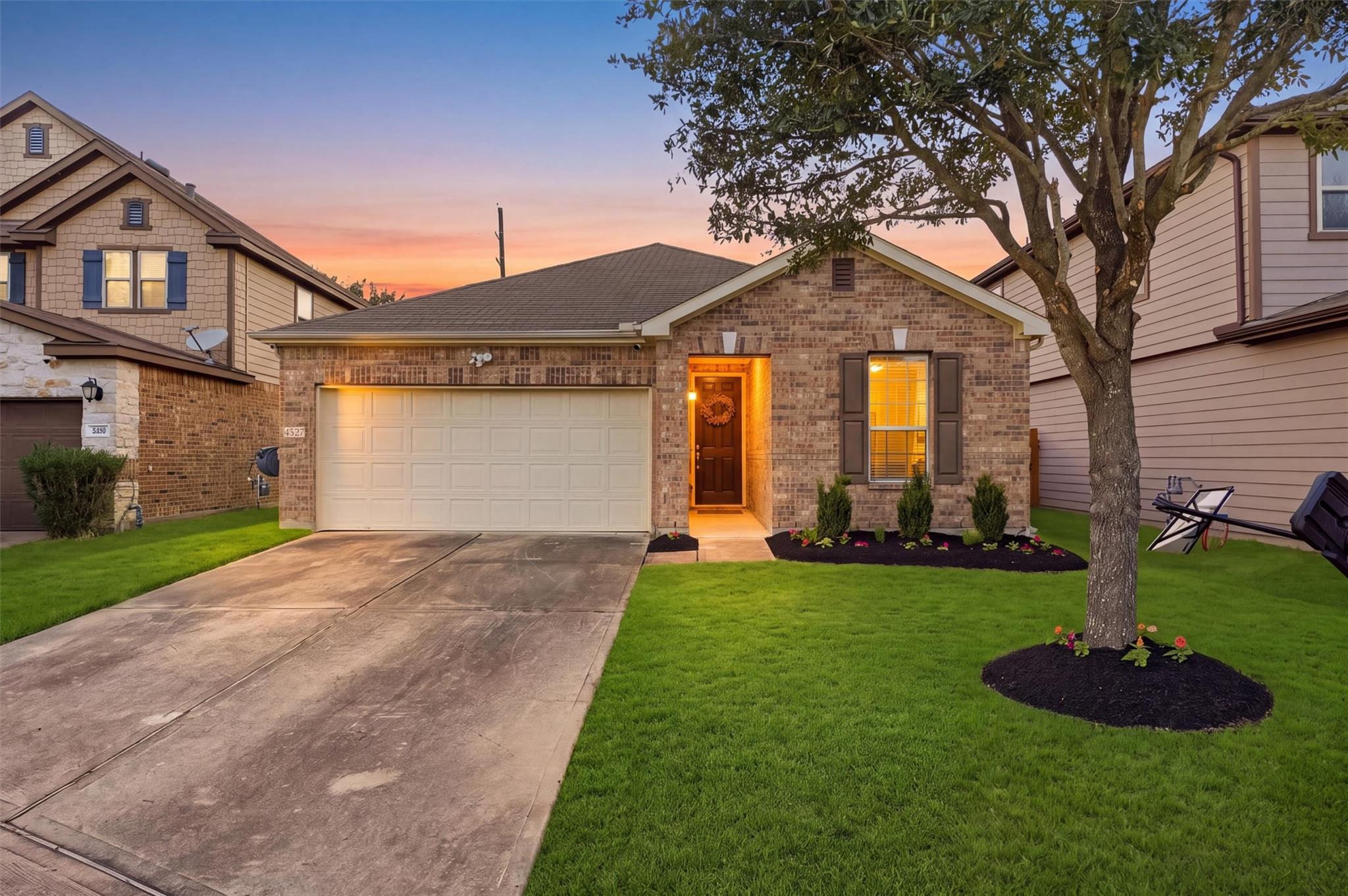 4527 Ashberry Pine Lane — photo