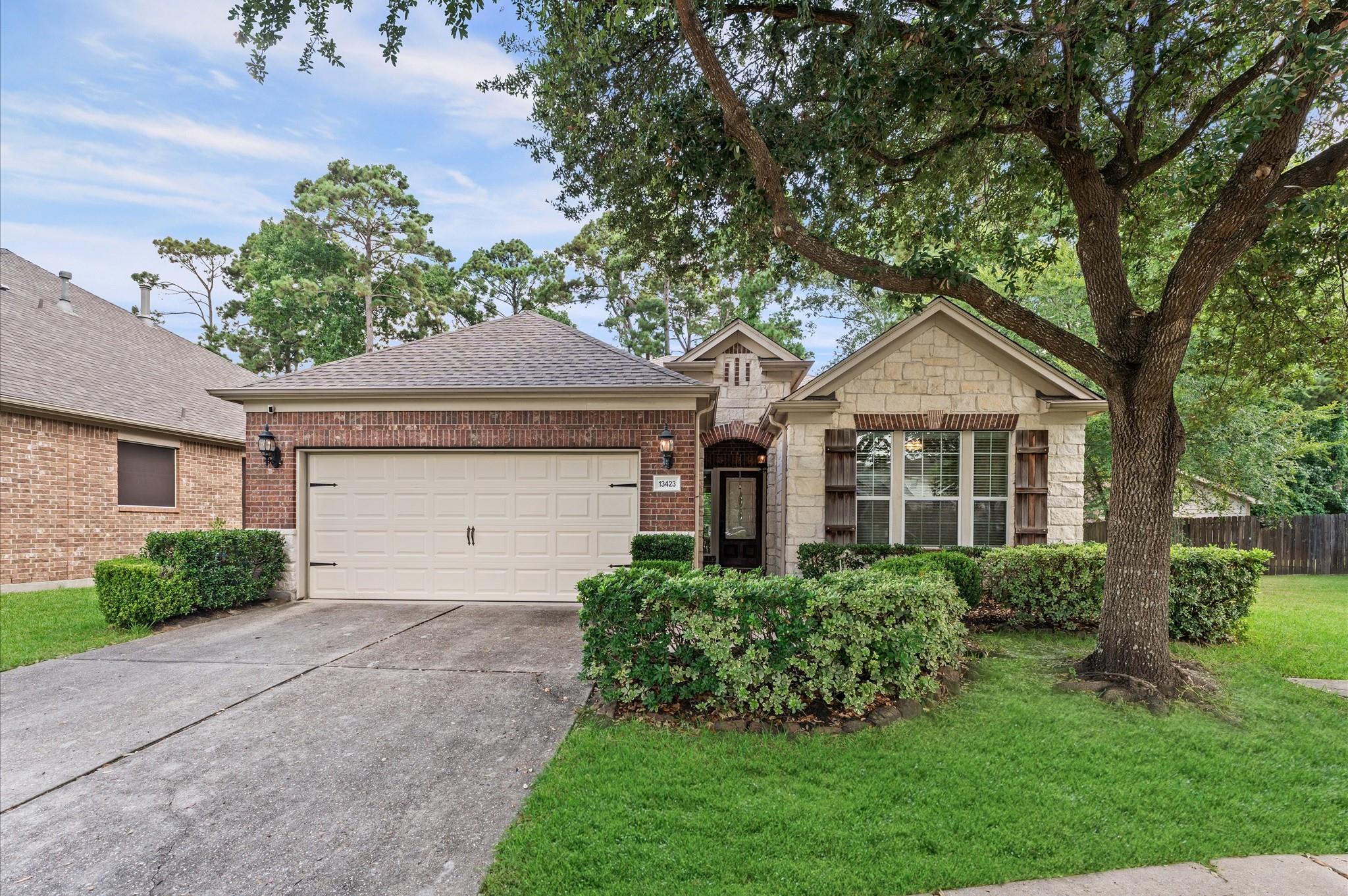 13423 Hartland Lake Lane — photo