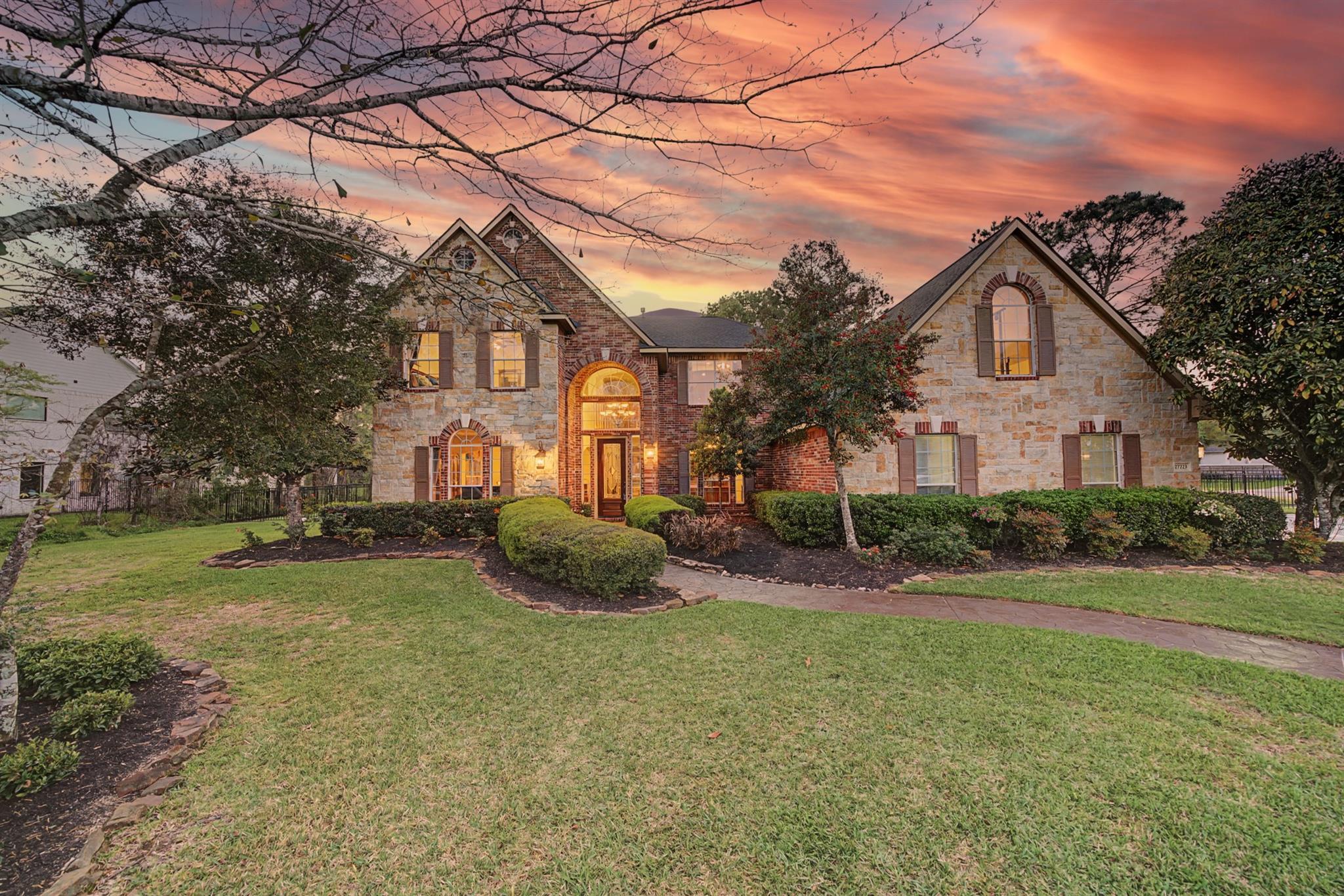 27223 Blue Cedar Lane — photo