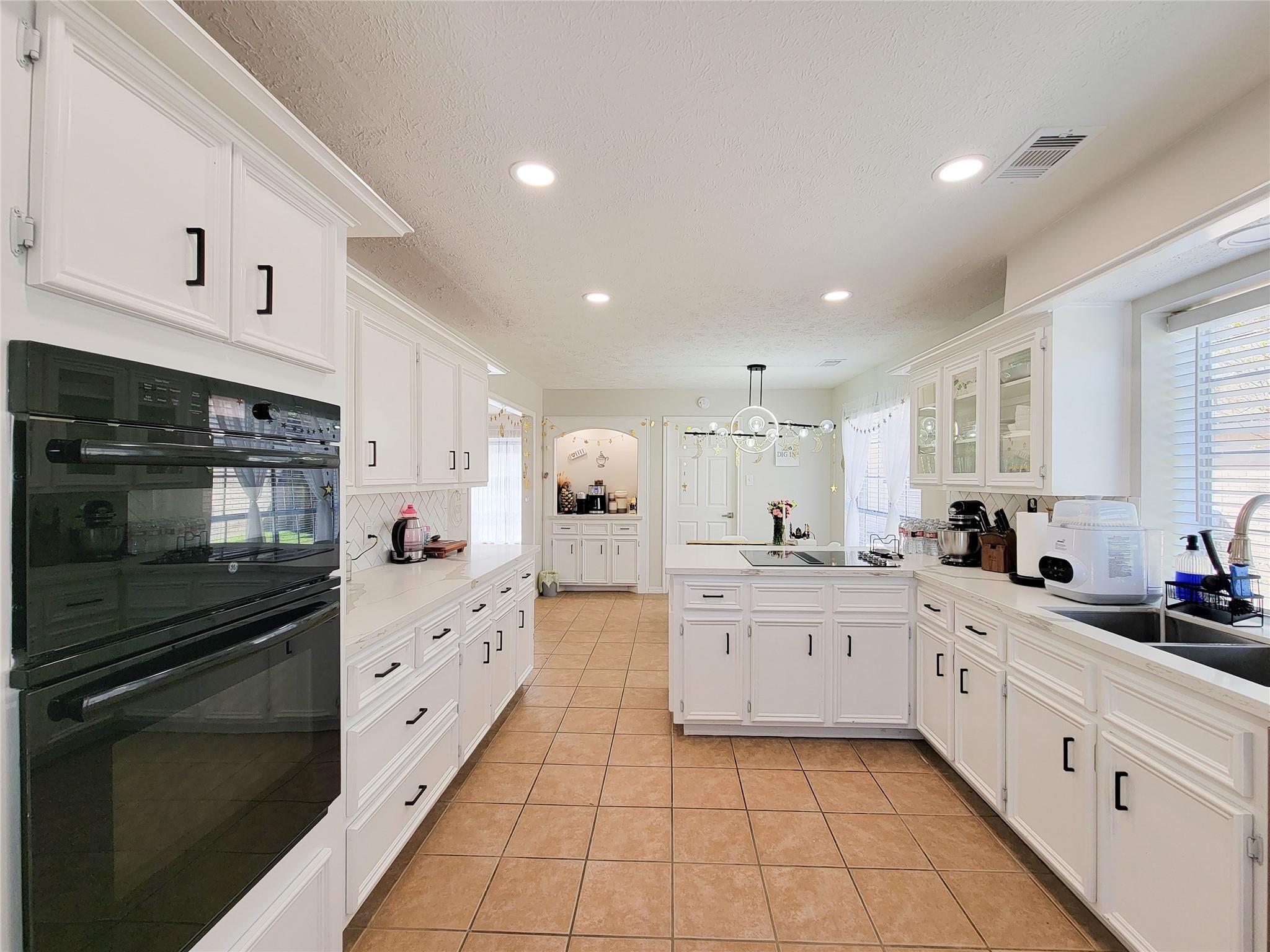 14943 Tramore Drive — photo