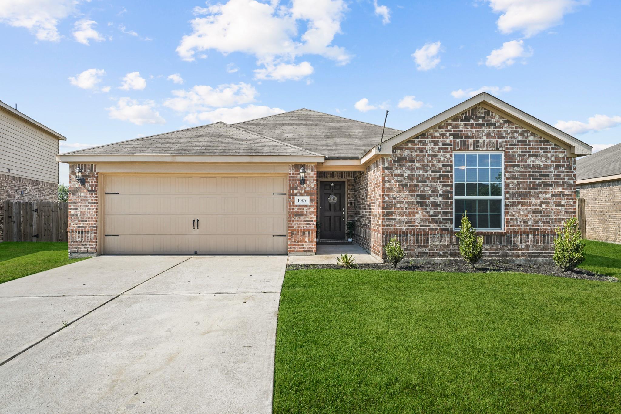 1607 Yellow Stone Drive — photo