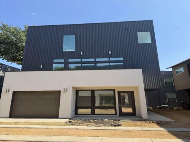 1527 Hickory Street — photo