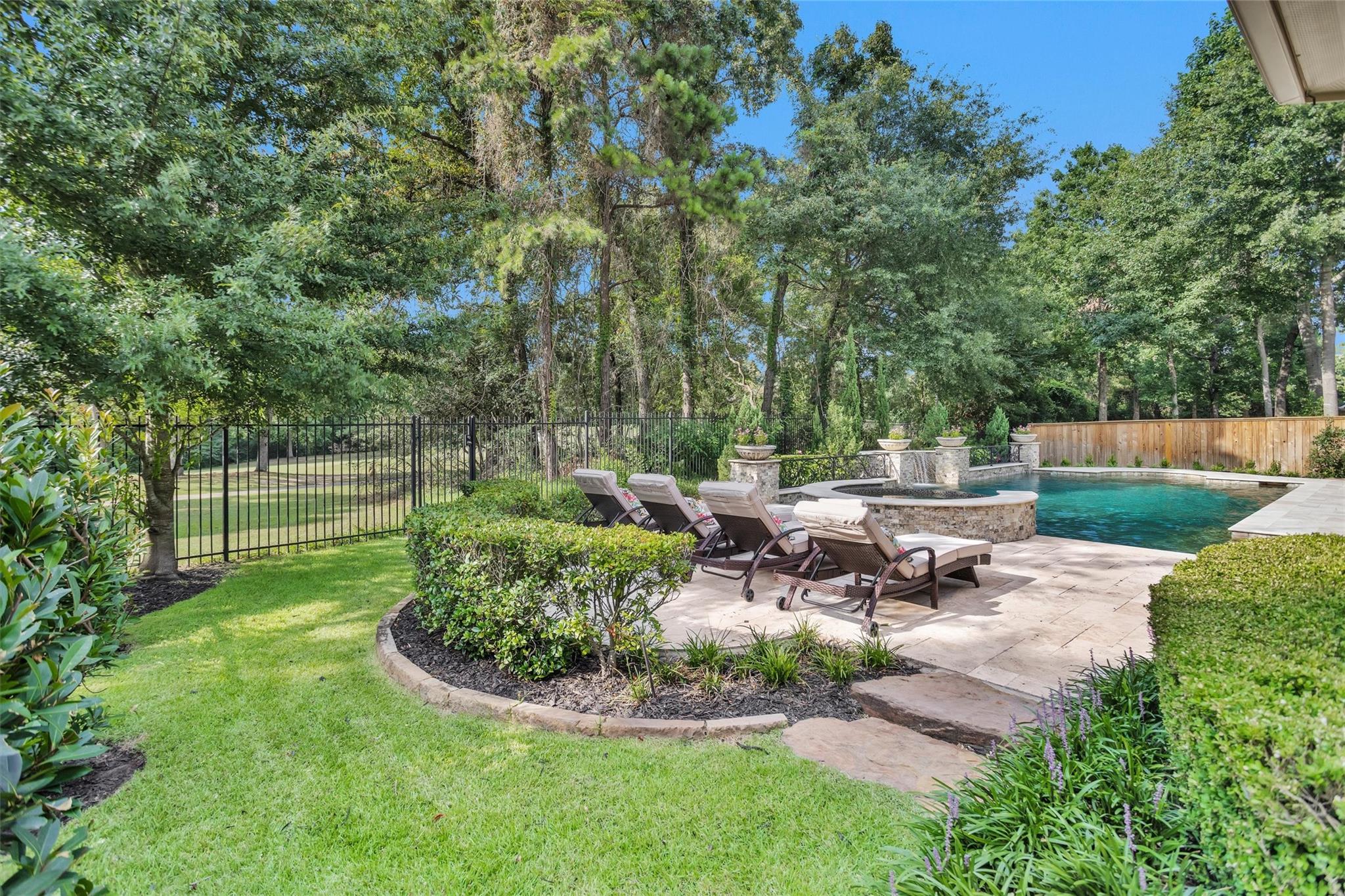 110 Sunridge Court — photo