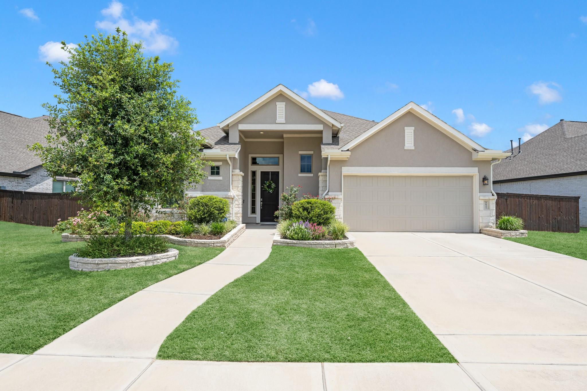 5821 Lavaca Lane — photo