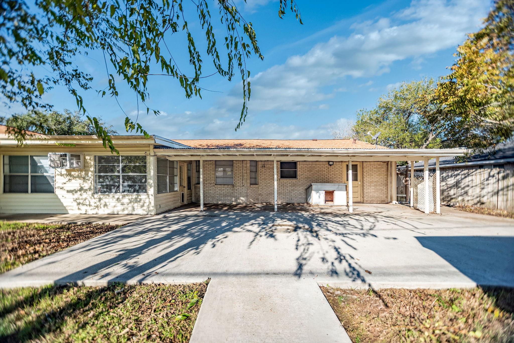 1106 Brookhollow Drive — photo