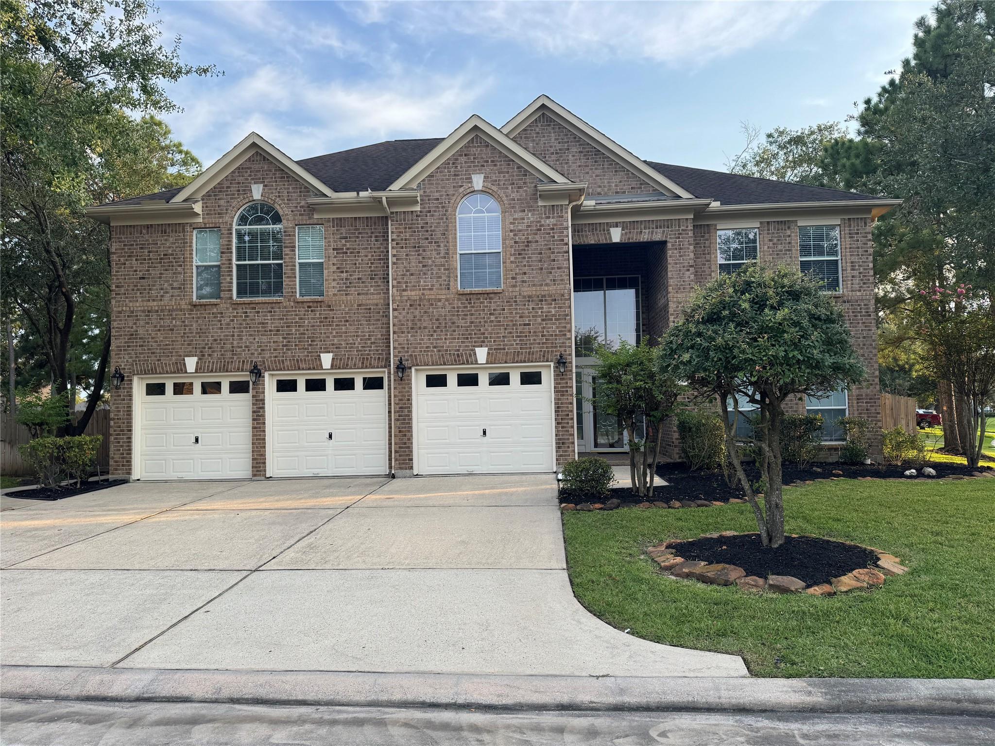 6311 Auburn Terrace Court — photo