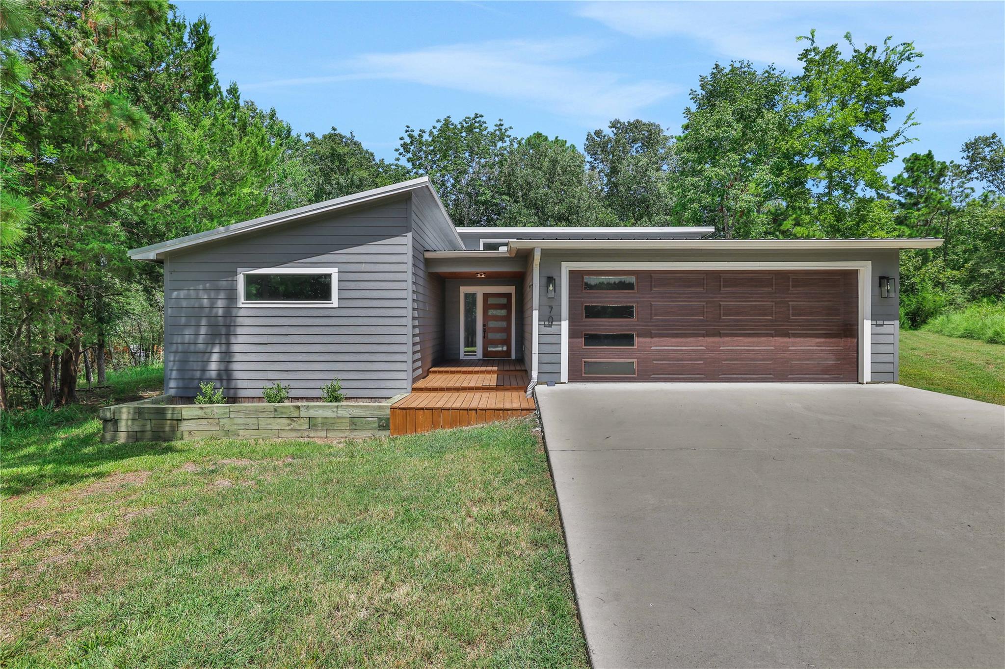 70 N Royale Greens Drive — photo