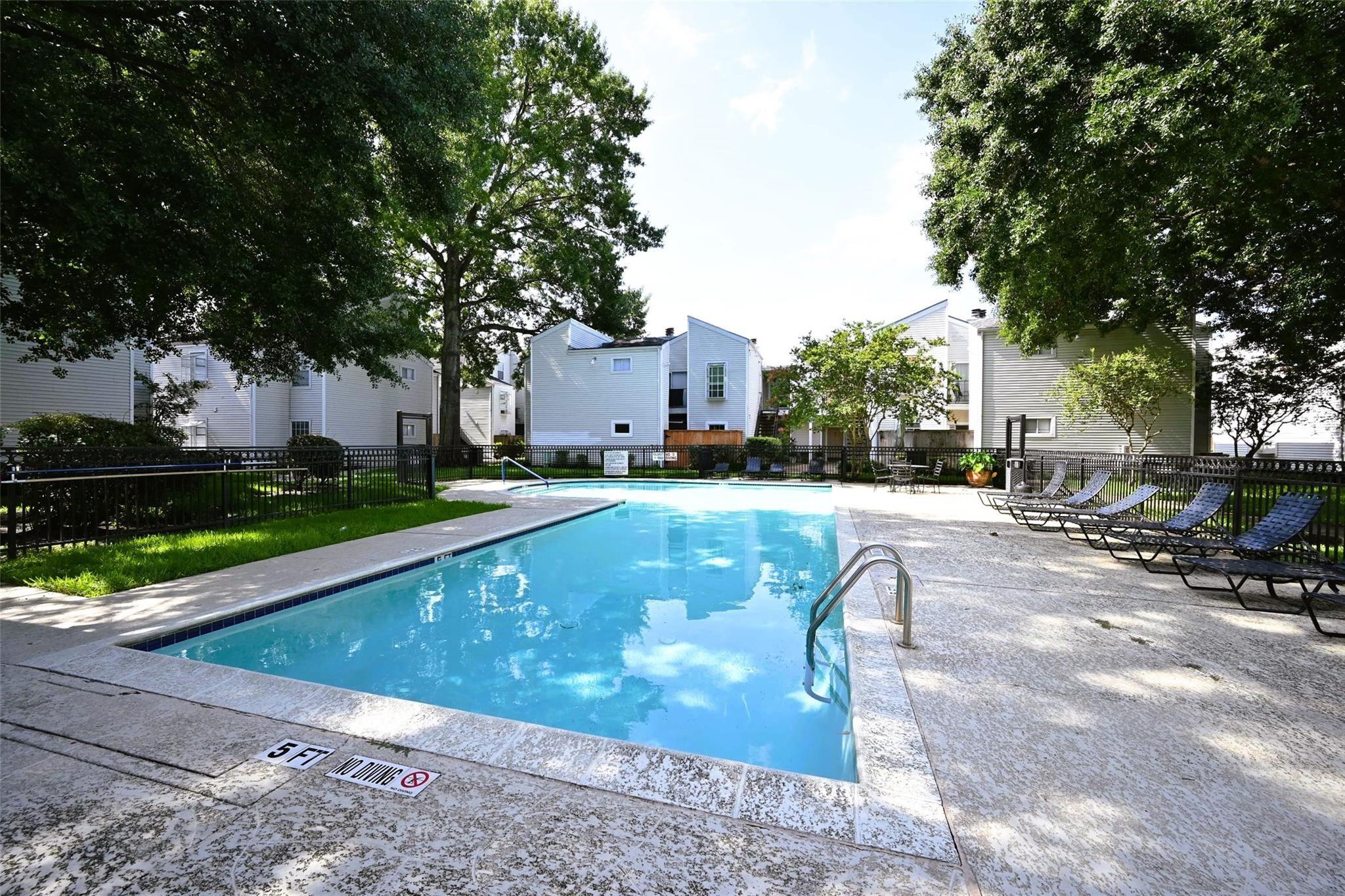9809 Richmond Avenue #G1 — photo