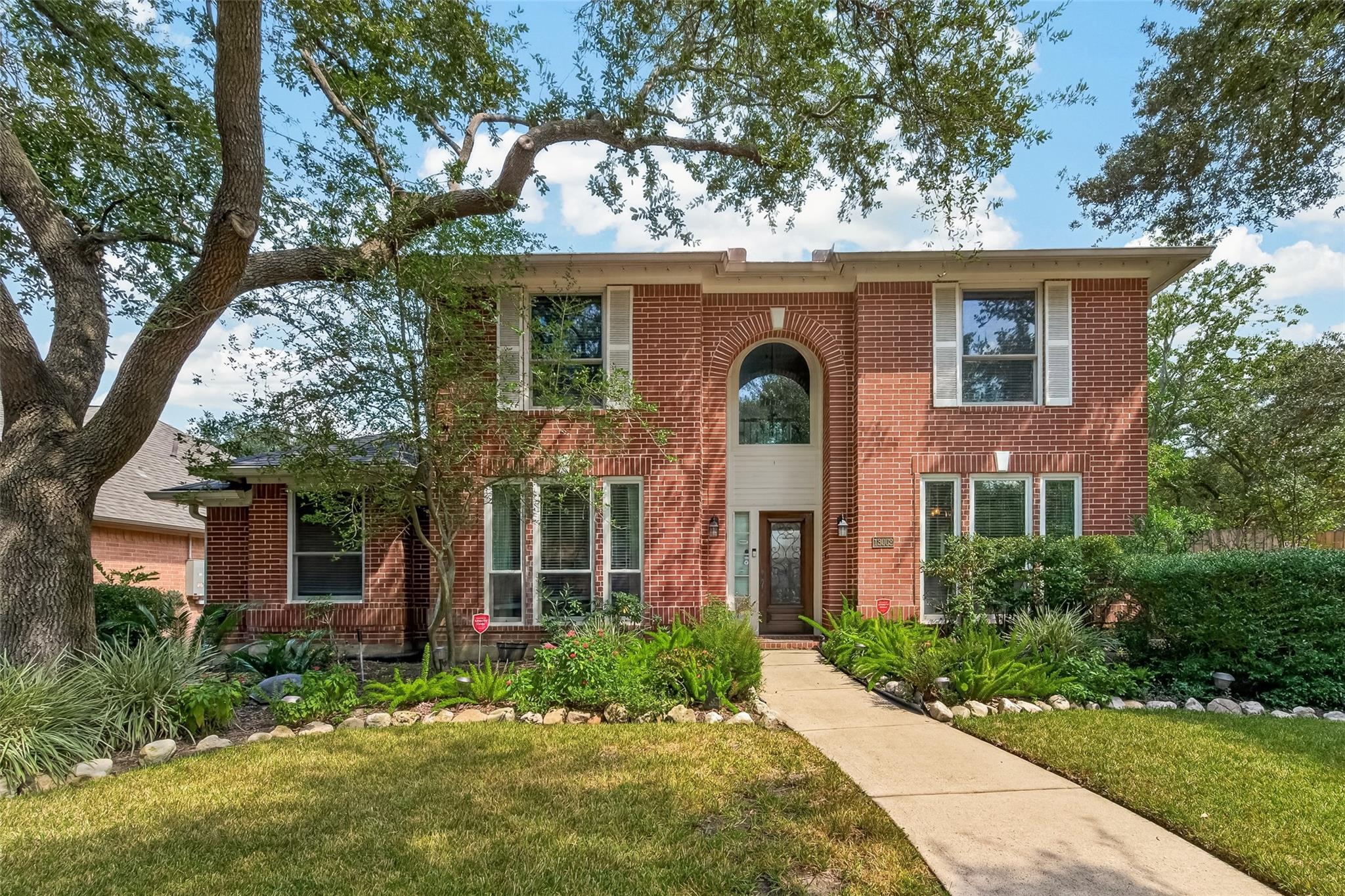 13002 Fox Brush Lane — photo