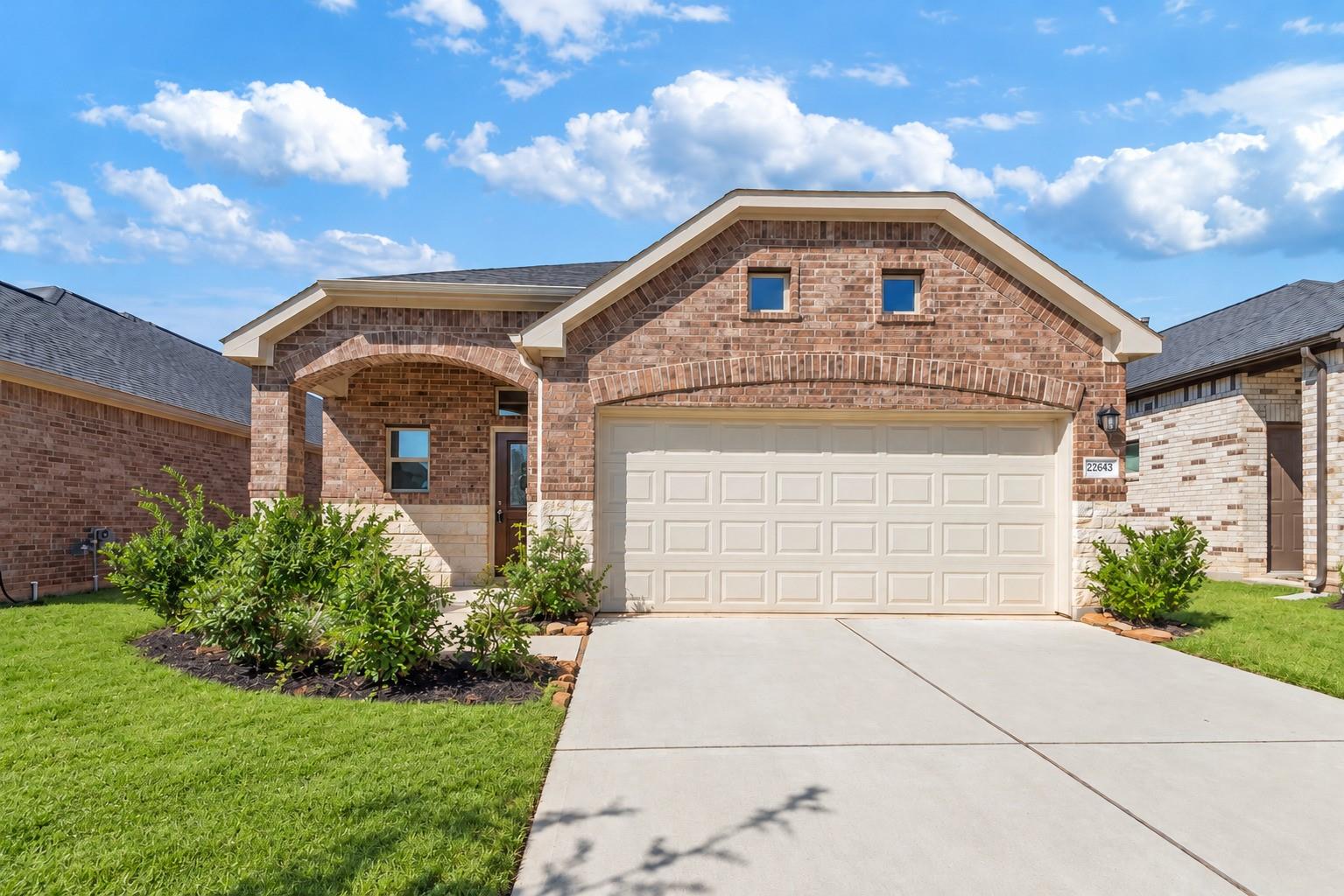 22643 Rosebush Hill Road — photo