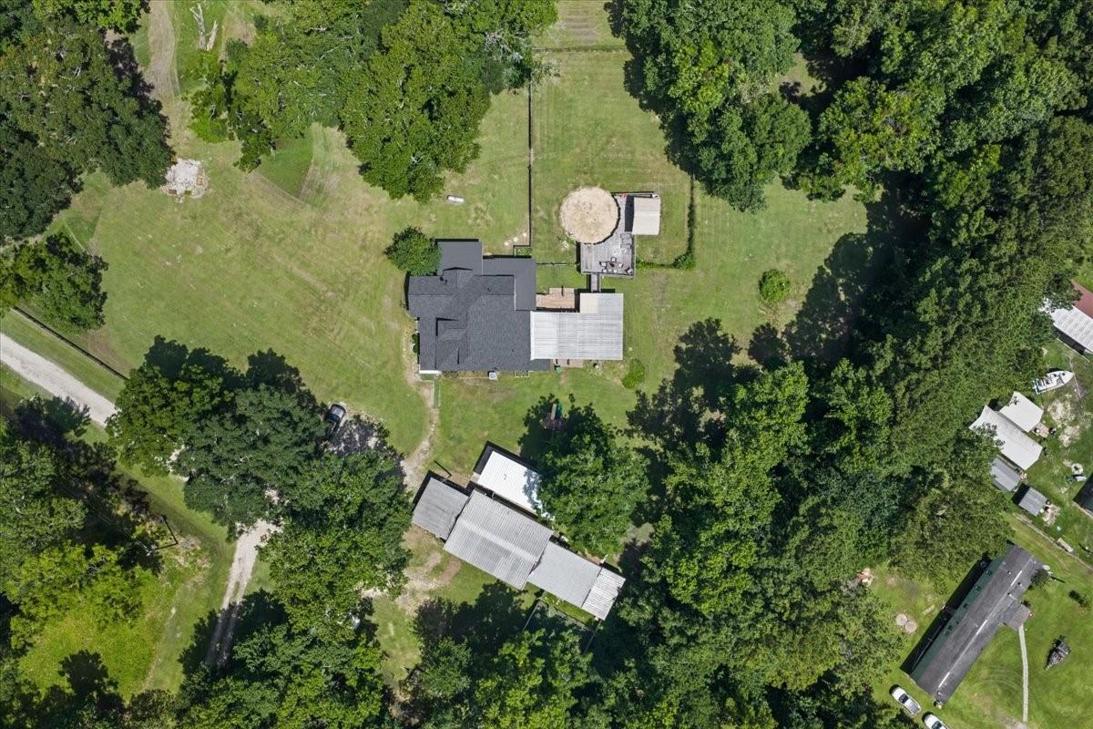 271 Private Road 456 — photo