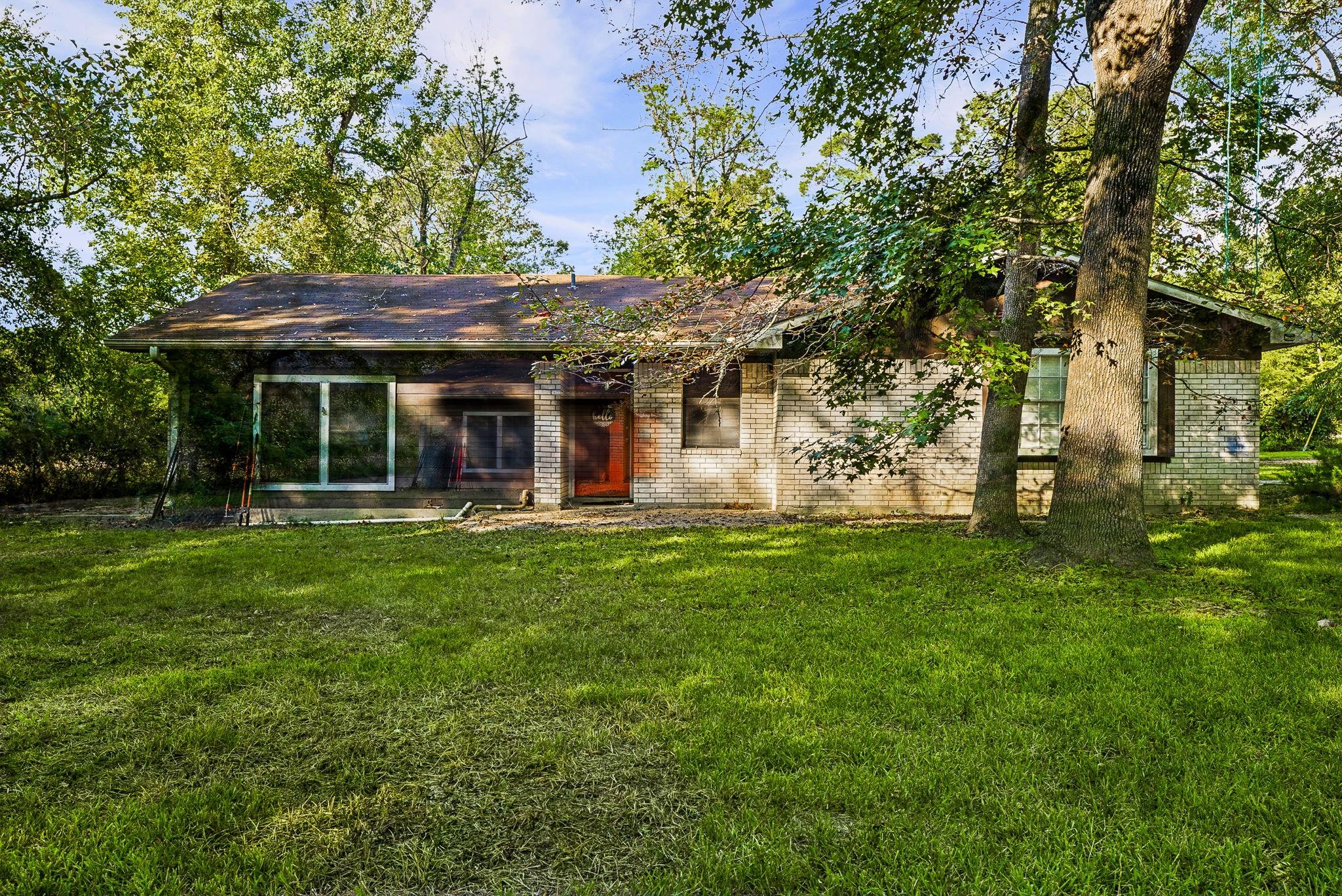 127 Forest Drive — photo