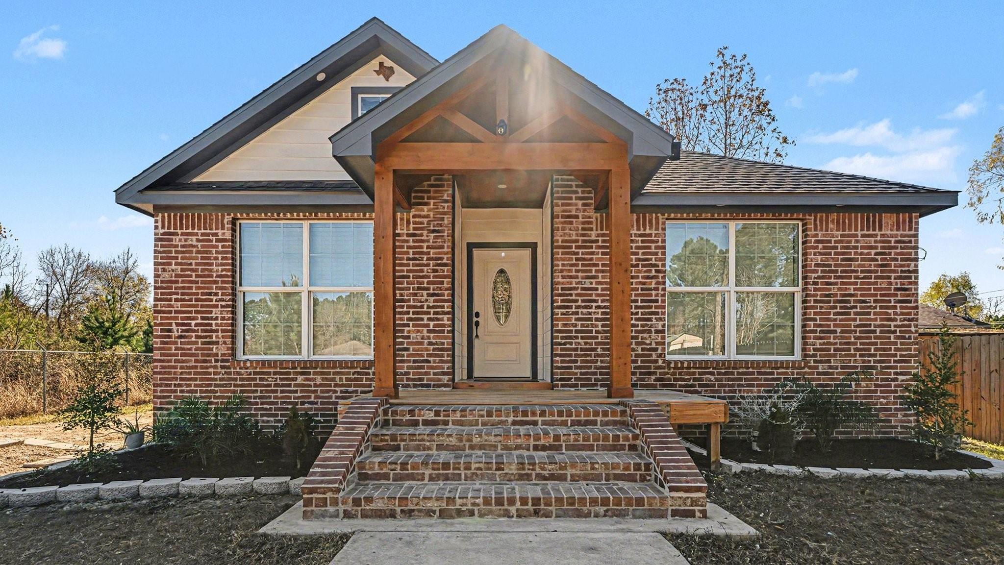 3301 County Road 3479B — photo