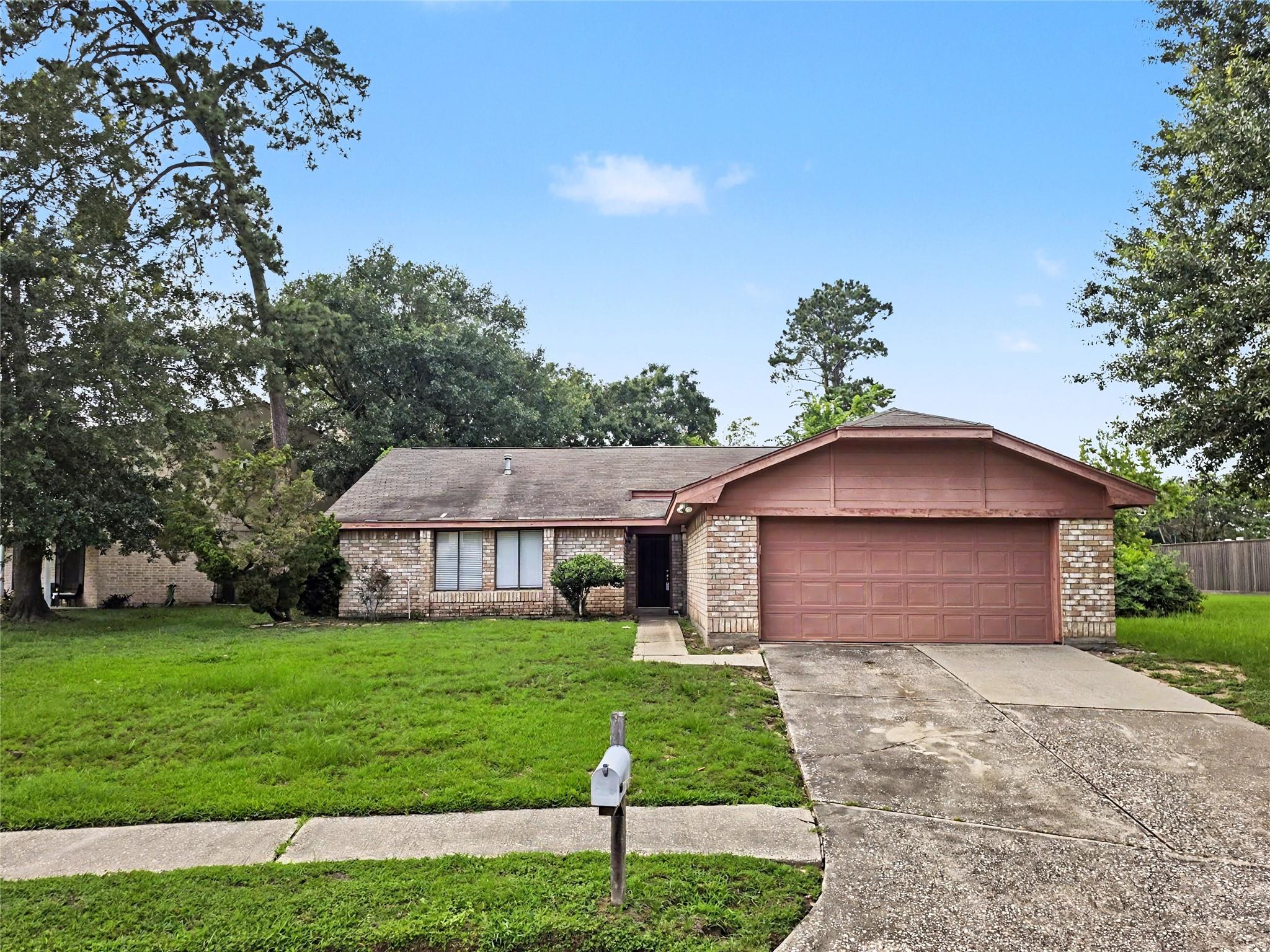 7410 Songwind Lane — photo