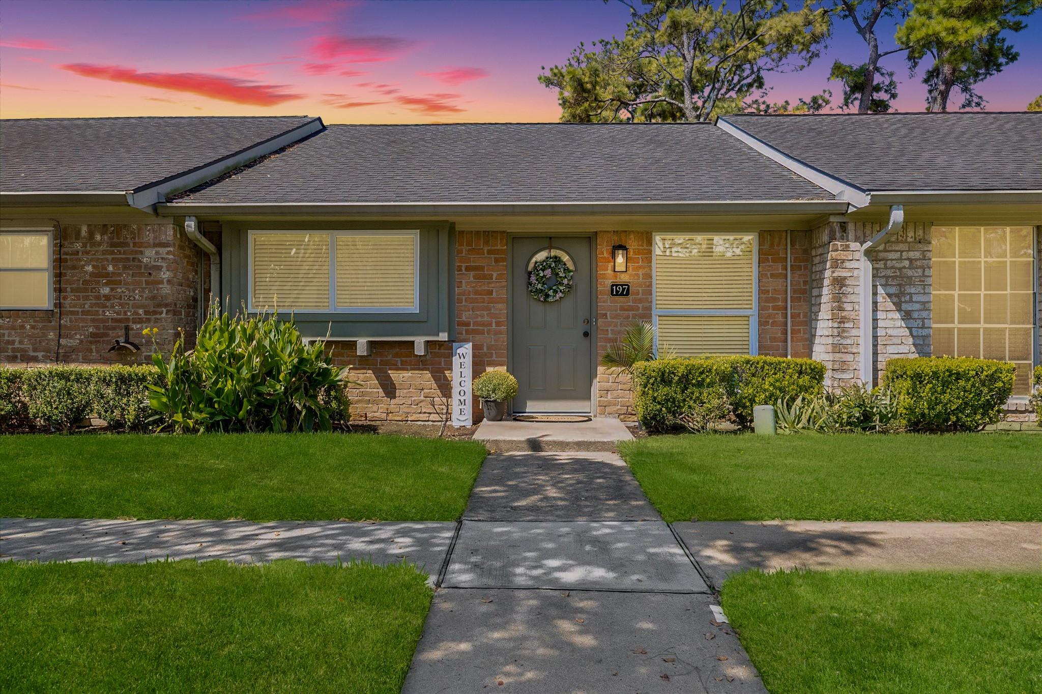 197 W Tri Oaks Lane #197 — photo