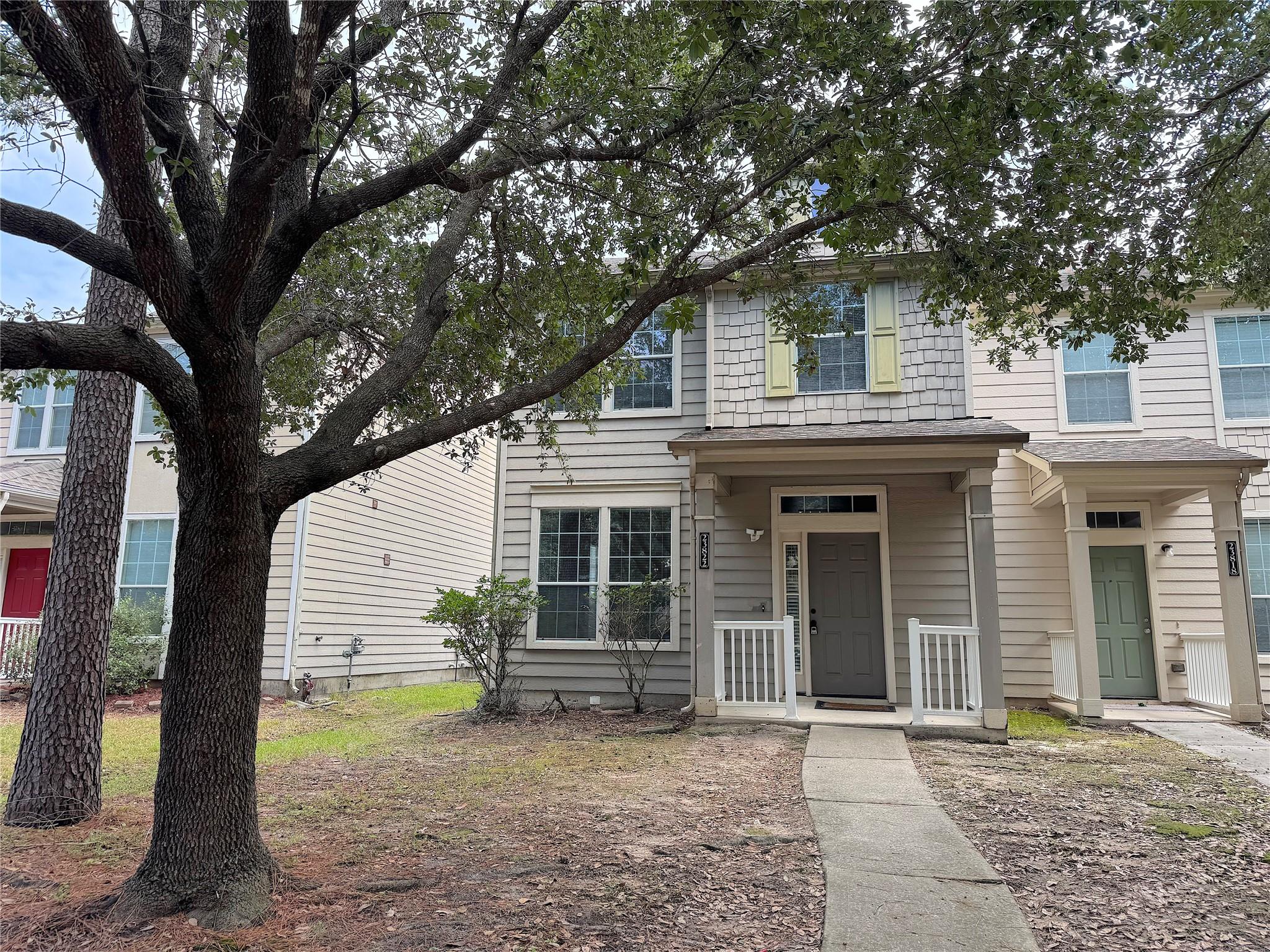 23822 Single Oak Street — photo