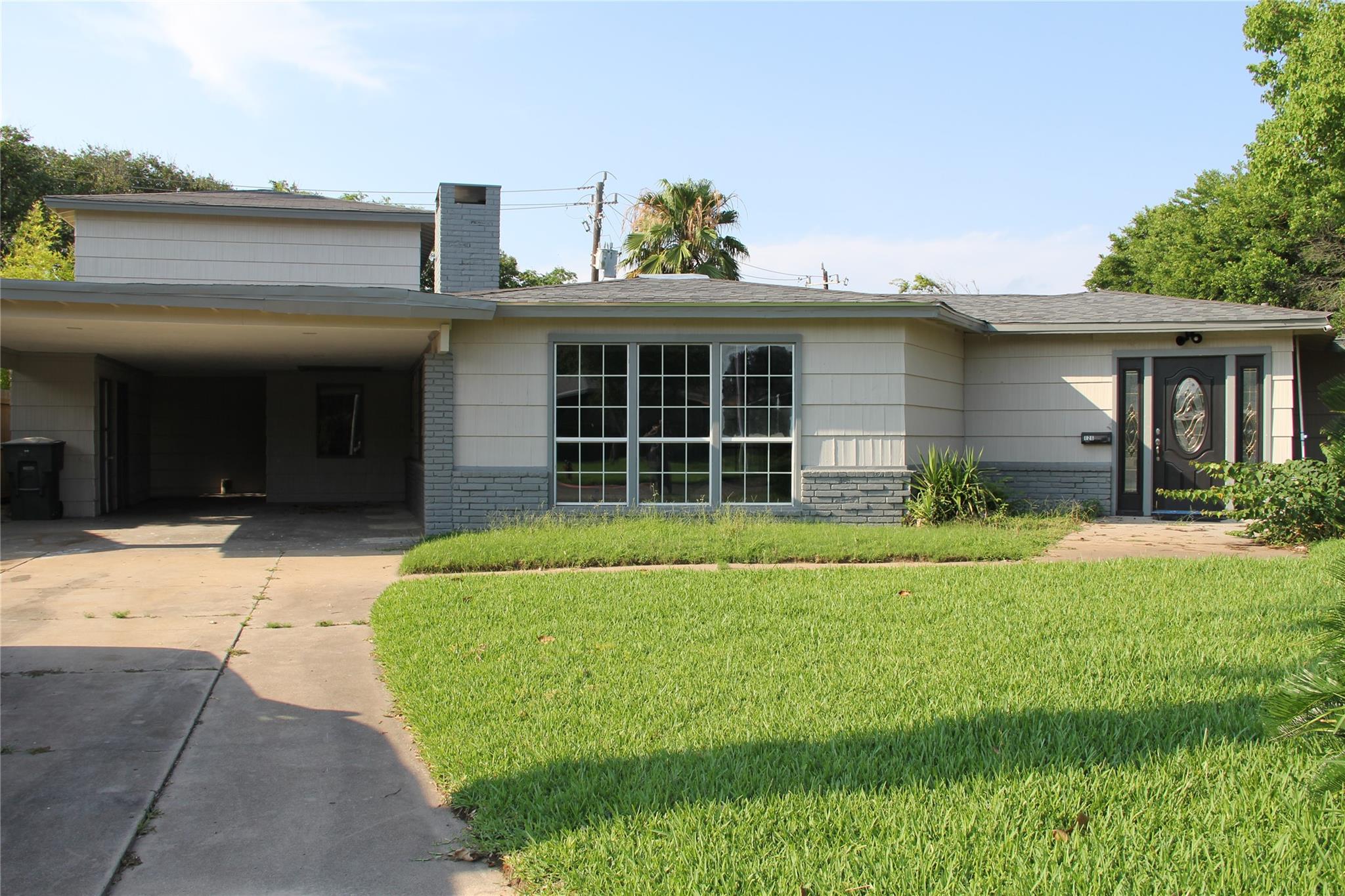126 San Marino Drive — photo