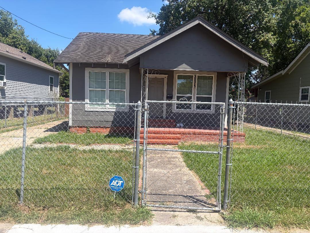 3275 Brandon Street — photo