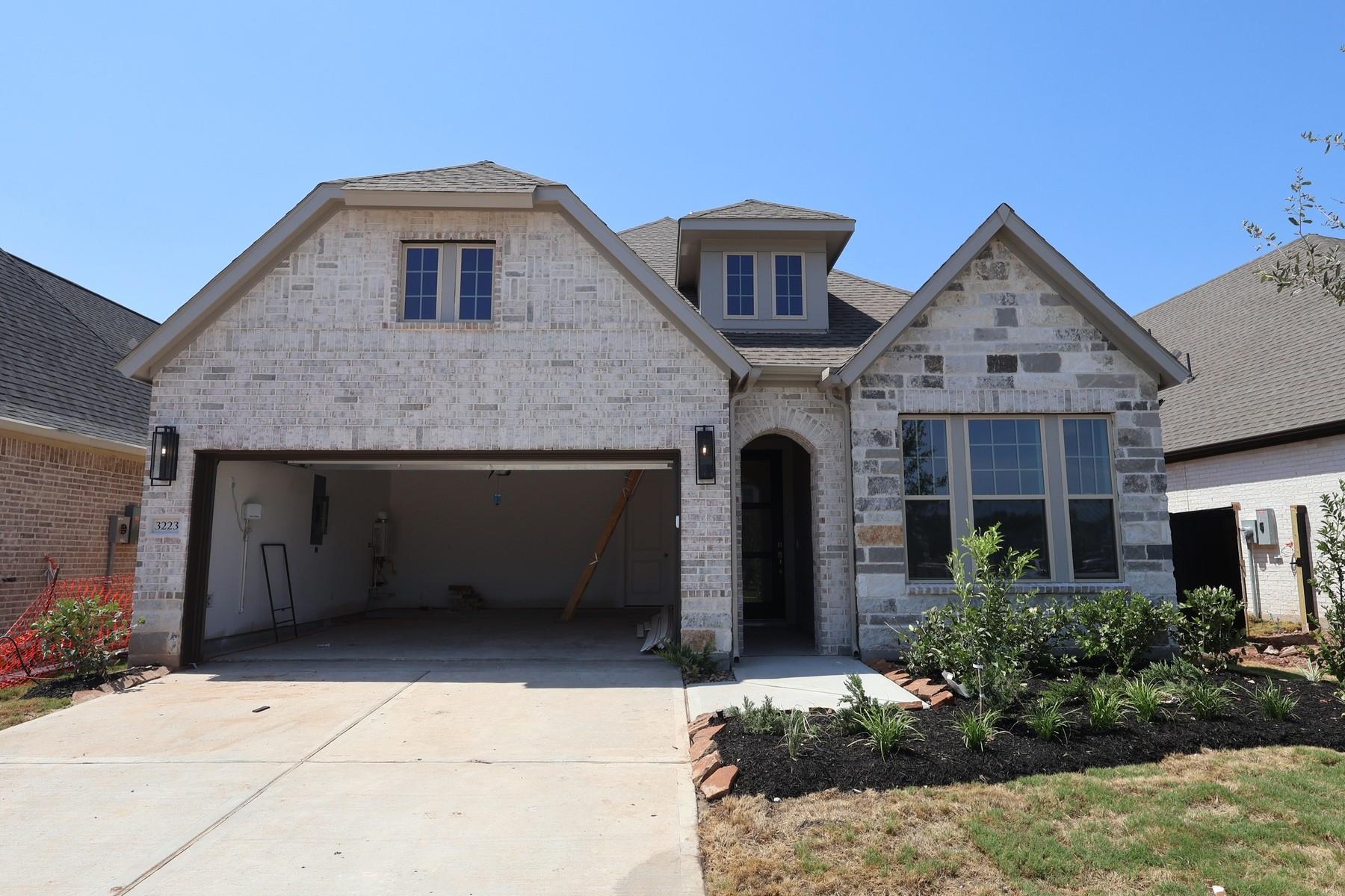 3223 Golden Pomelo Drive — photo