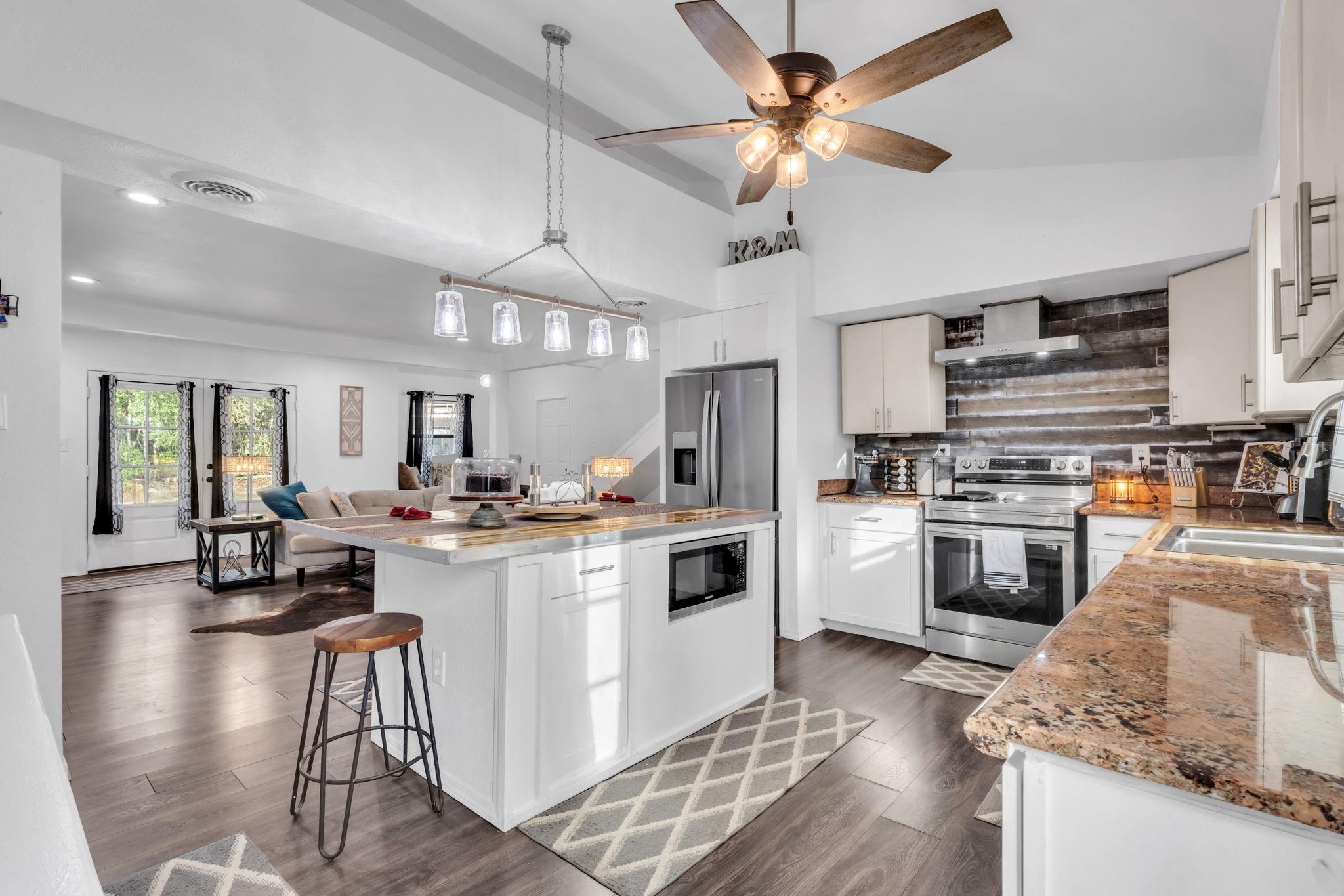 208 Dogwood Circle — photo