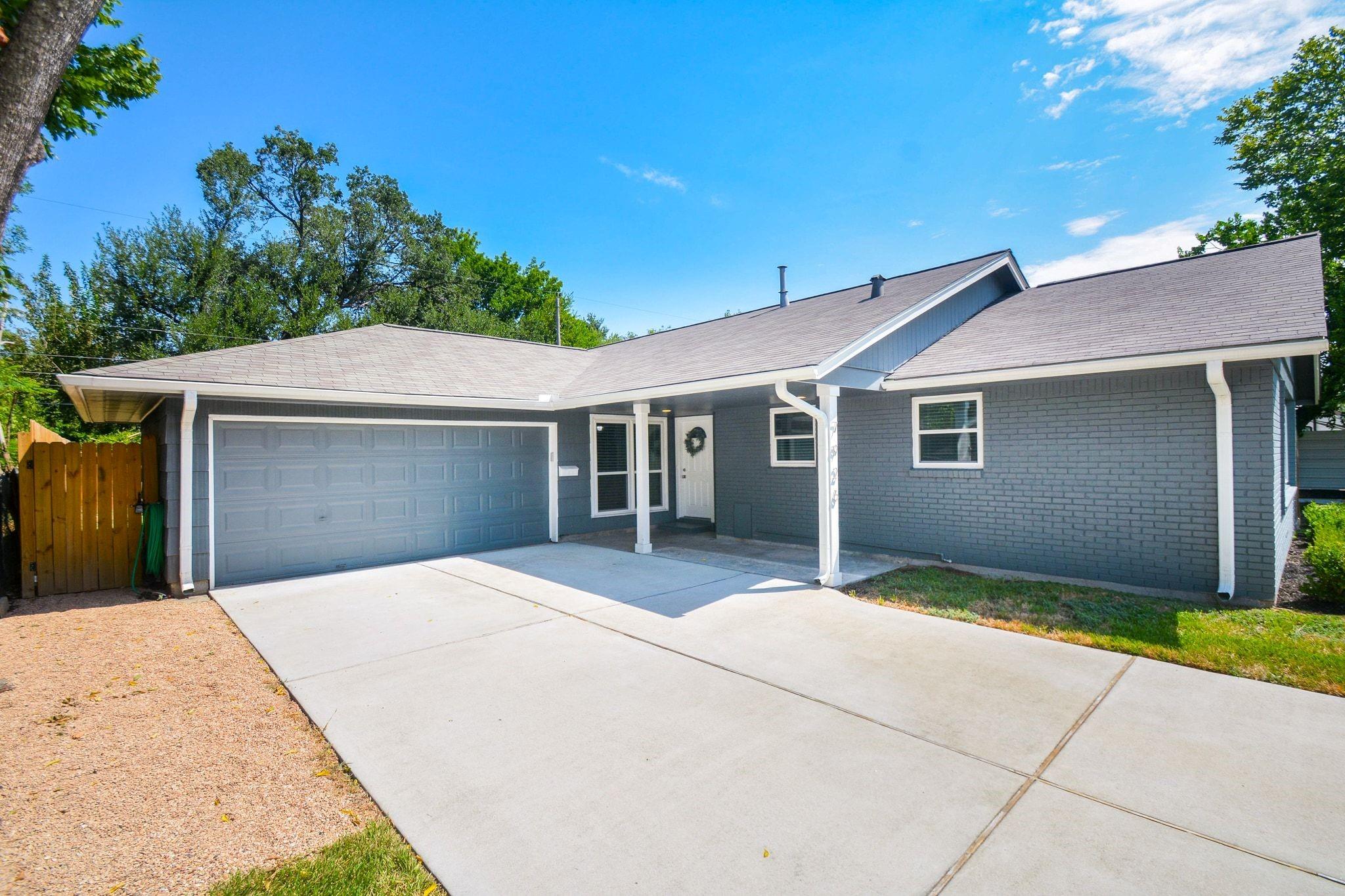 7926 Ridgeview Drive, Houston, TX 77055 — photo 2