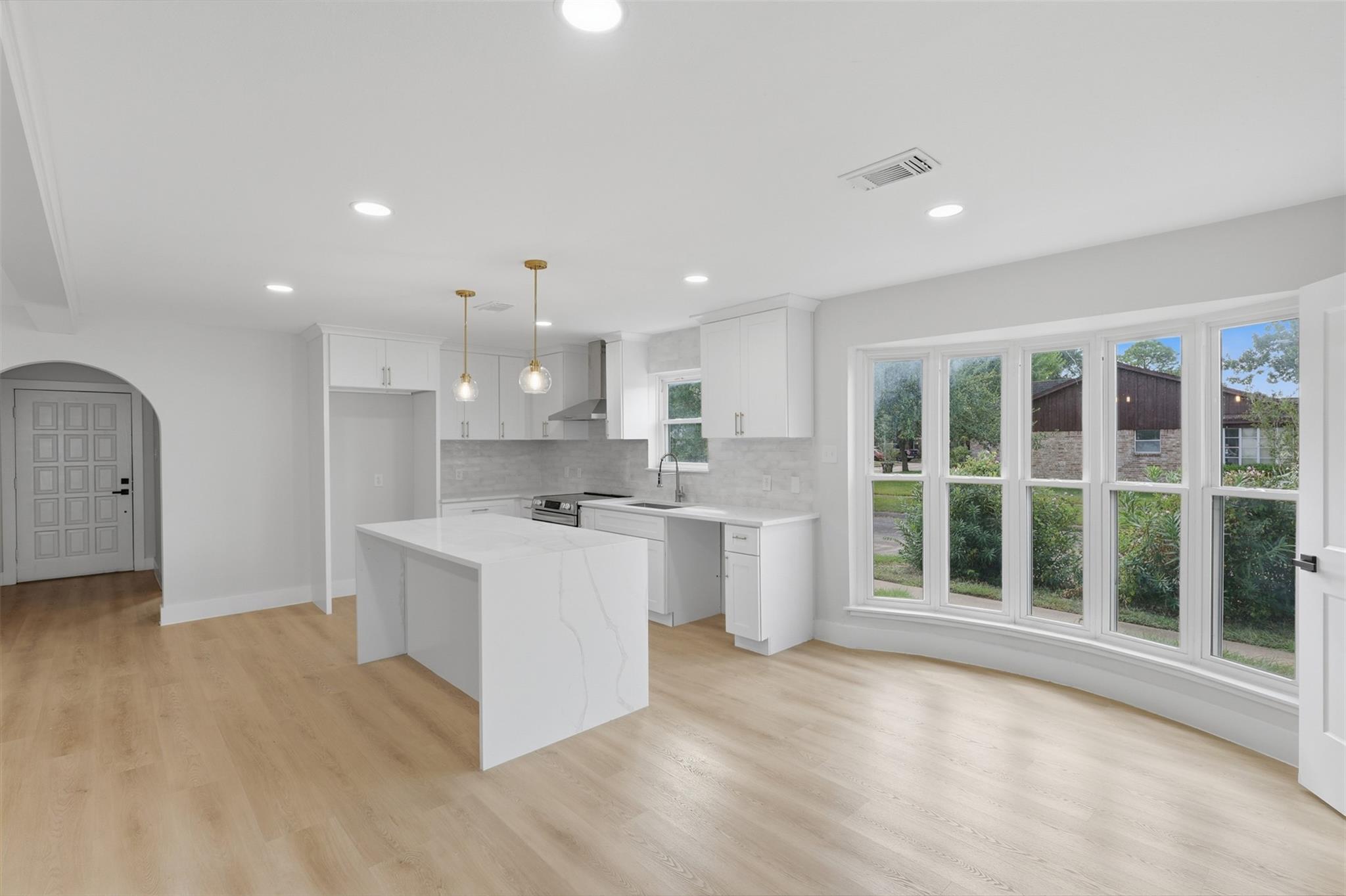 8114 Pella Drive — photo