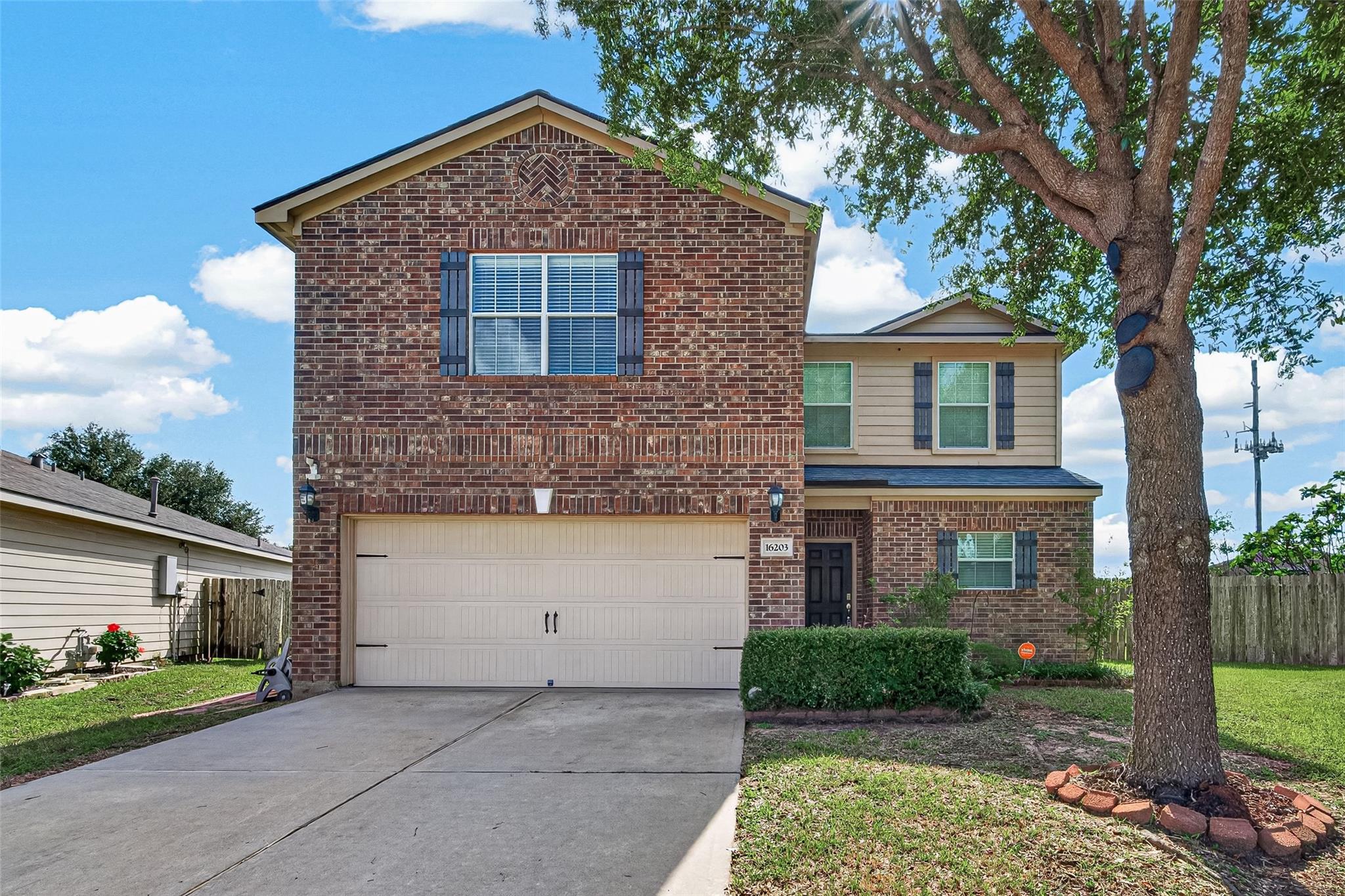 16203 Silver Wing Lane — photo
