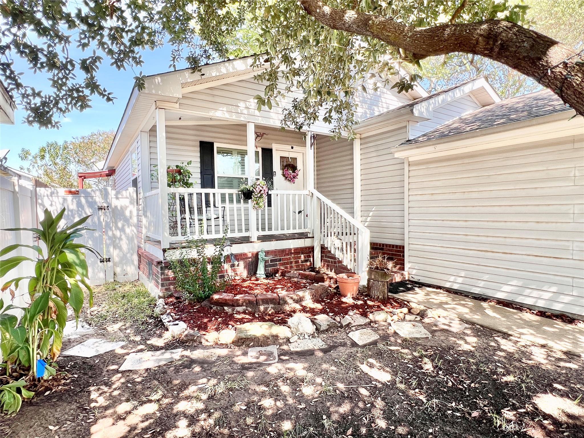 10214 Elderberry Park Lane — photo