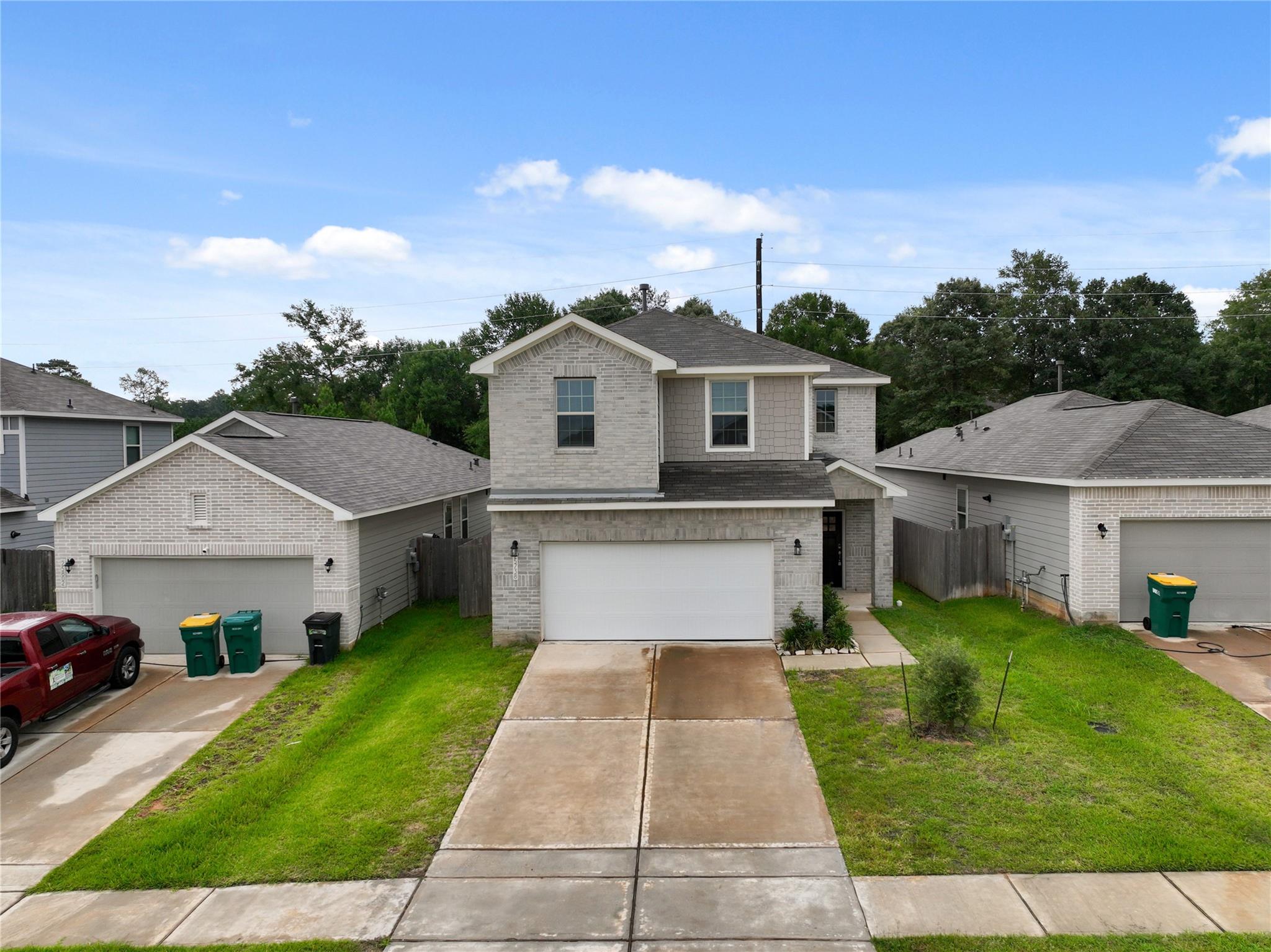 25738 Boxwood Hedge Lane — photo