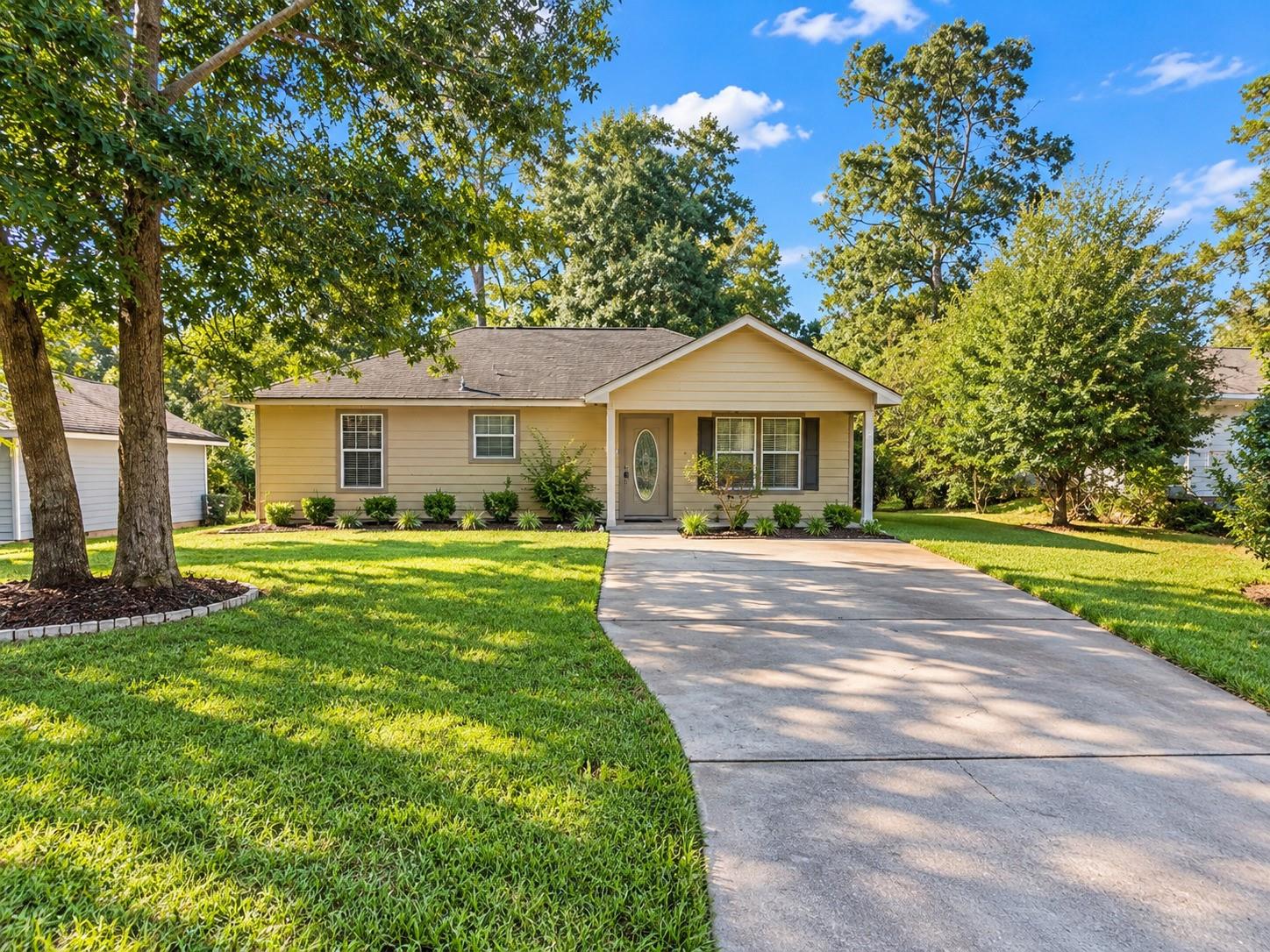 10465 Royal York Drive — photo