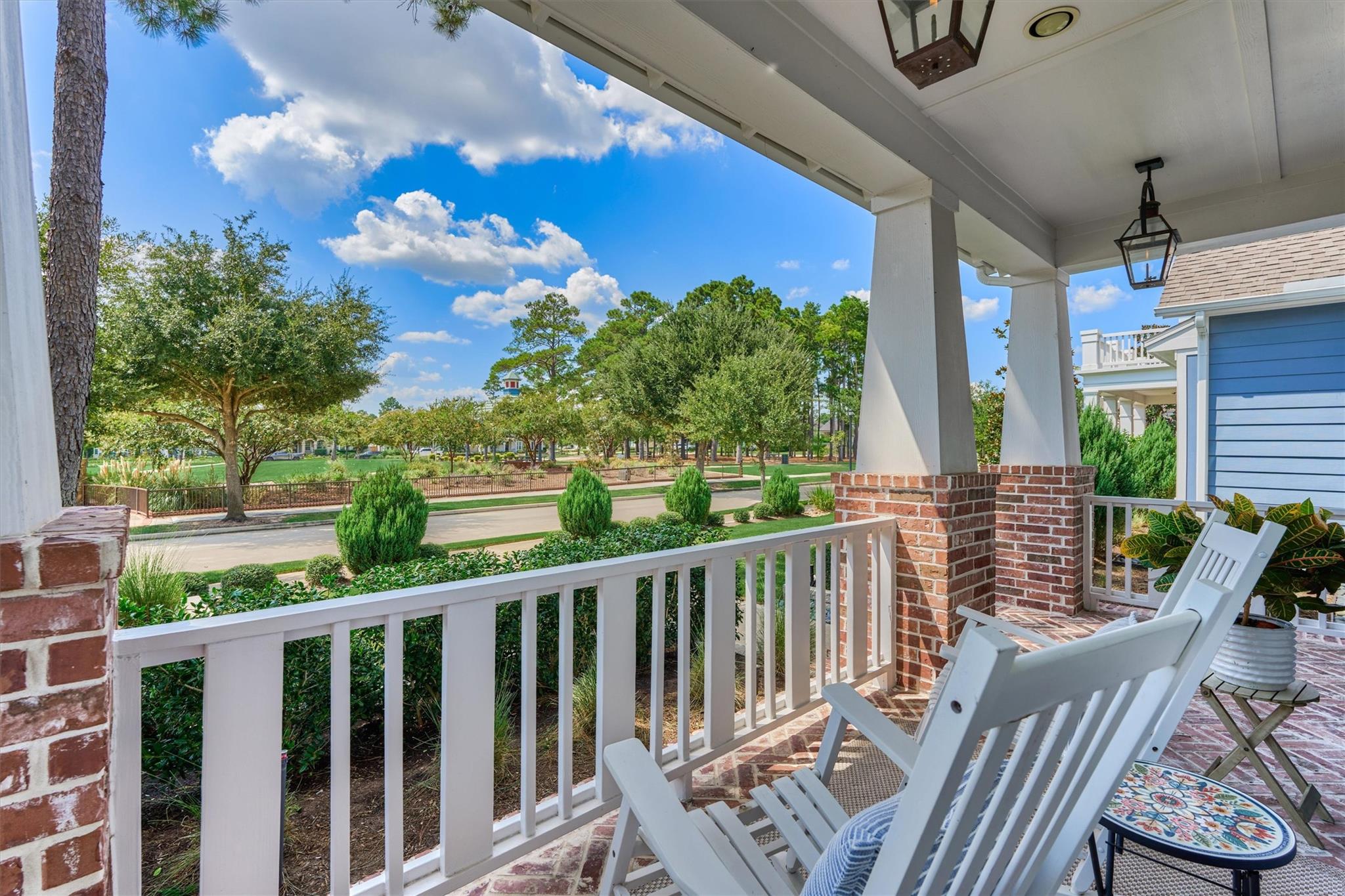 70 E Liberty Square Place, The Woodlands, TX 77389 — photo 3