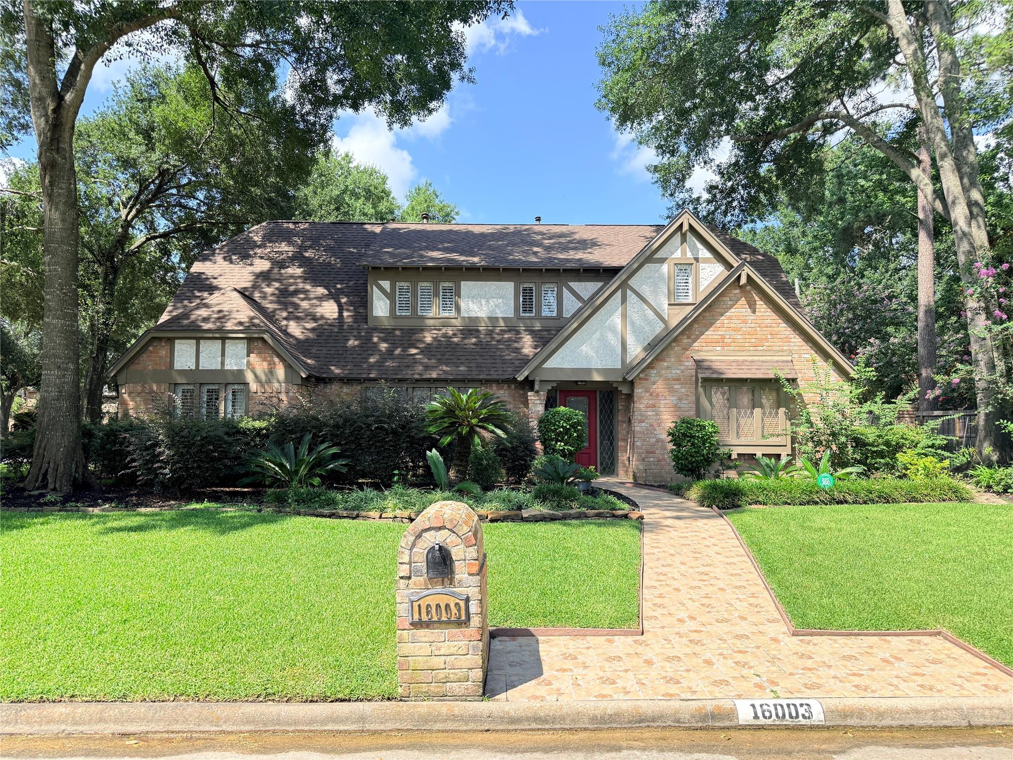 16003 Algrave Lane — photo