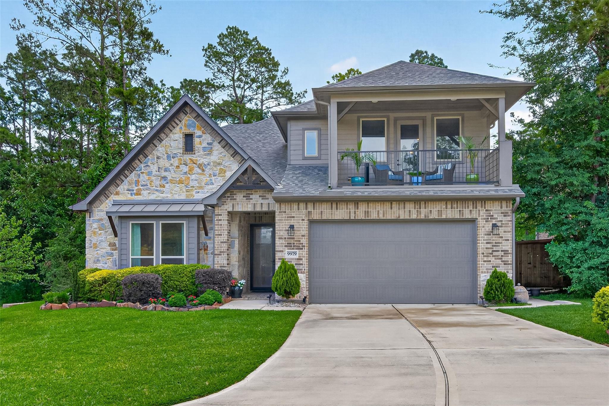 9979 Pebble Glen Drive — photo